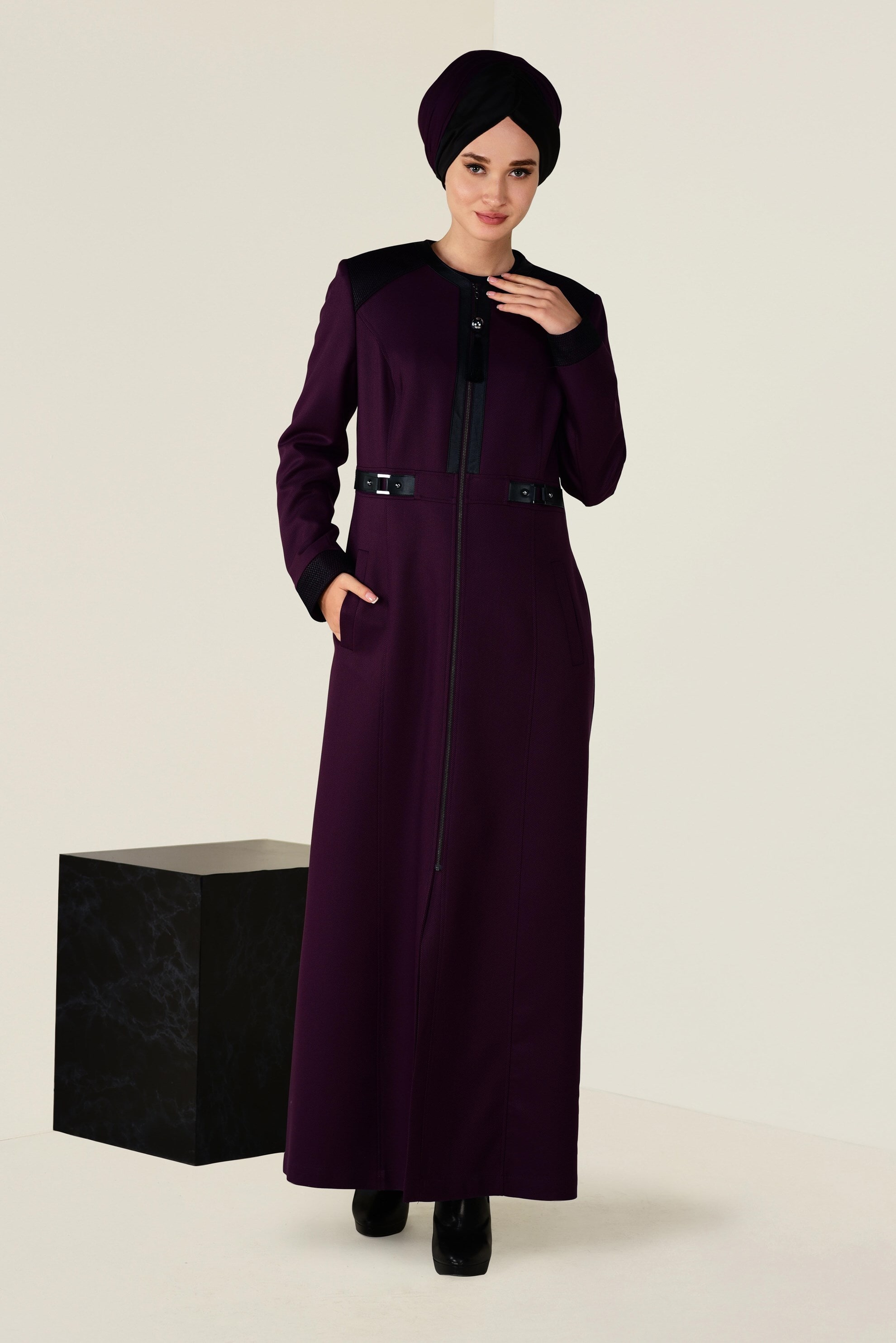 Tesettür giyim MÜRDÜM FİLE VE DERİ DETAYLI PARDESÜ 1321 