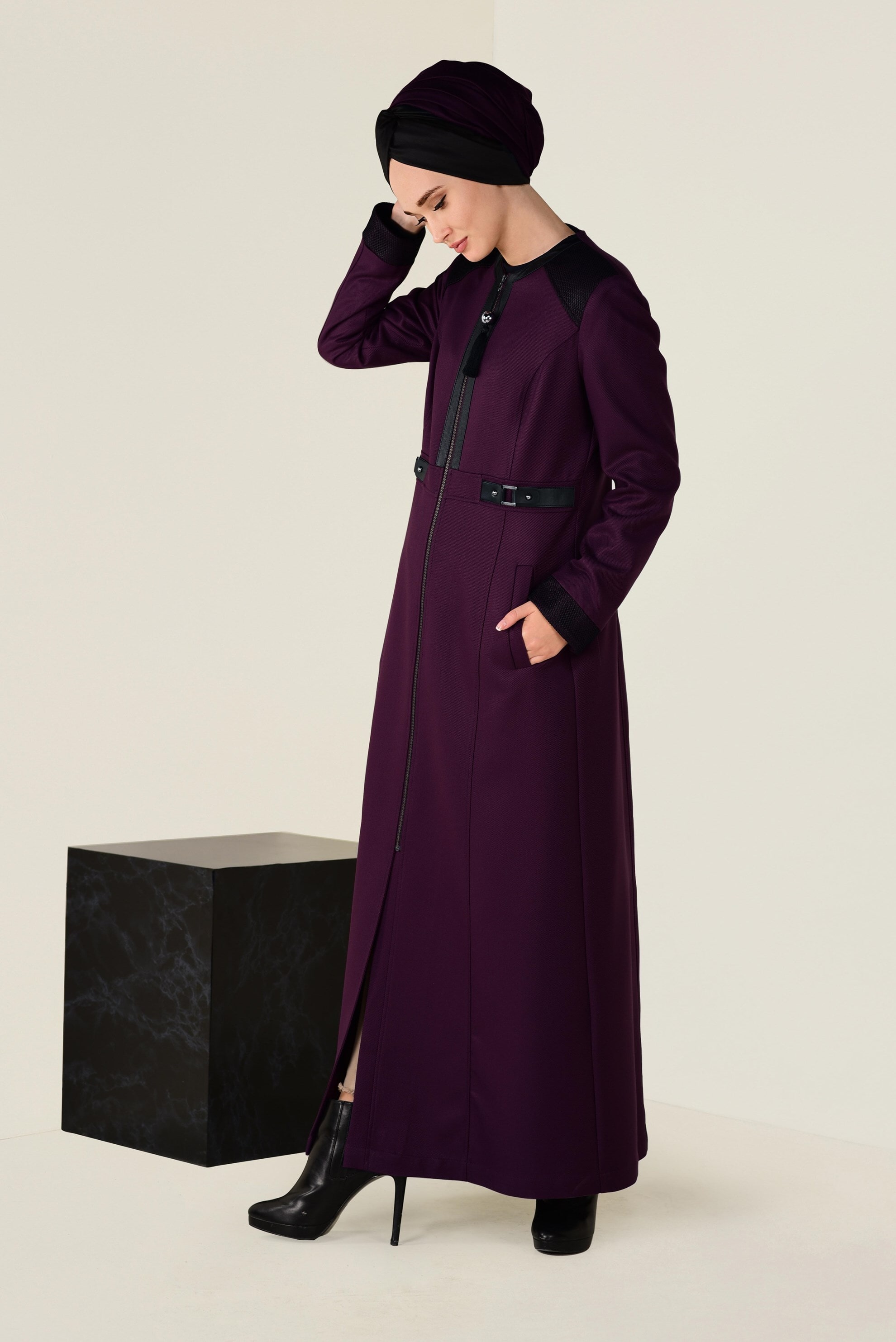 Tesettür giyim MÜRDÜM FİLE VE DERİ DETAYLI PARDESÜ 1321 