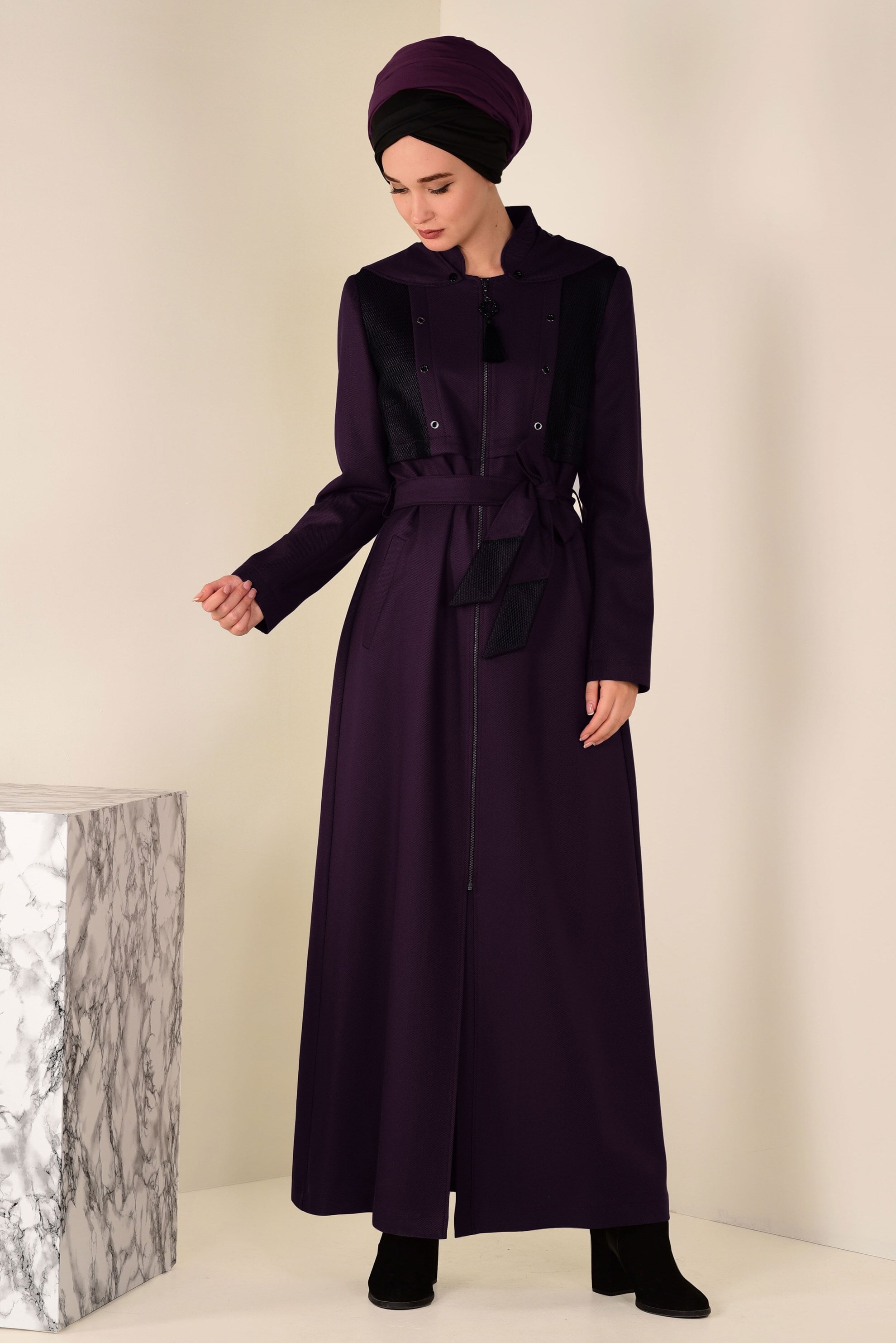 Tesettür giyim MÜRDÜM BELİ KUŞAKLI KAPÜŞONLU PARDESÜ 1322 