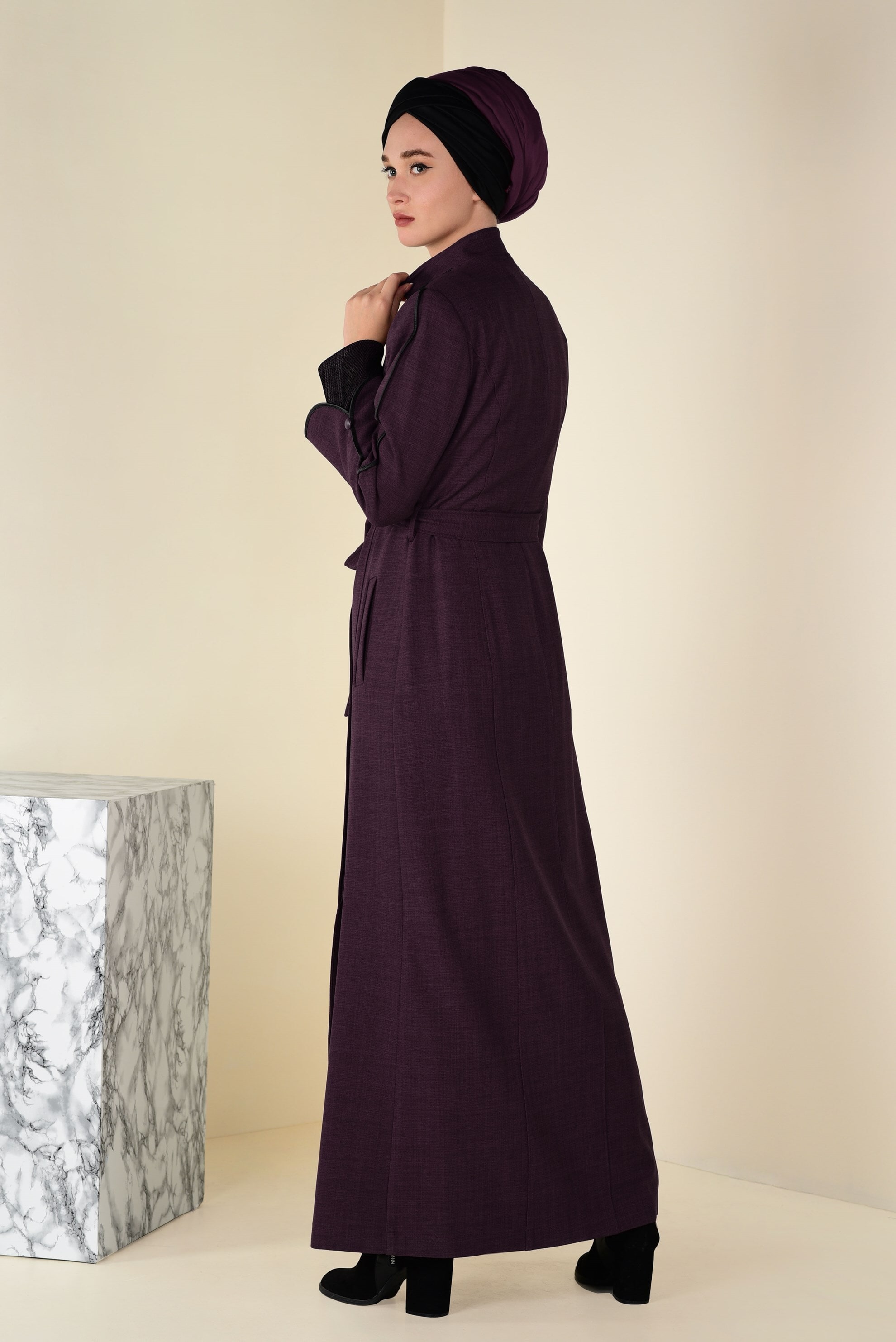 Tesettür giyim MÜRDÜM BELİ KUŞAKLI DÜĞMELİ PARDESÜ 1330 