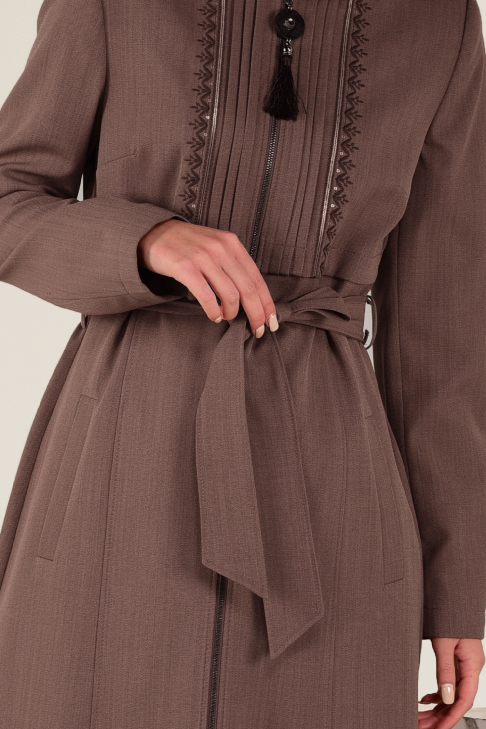 Tesettür giyim KAHVE HAKİM YAKA NAKIŞLI PARDESÜ 1335 