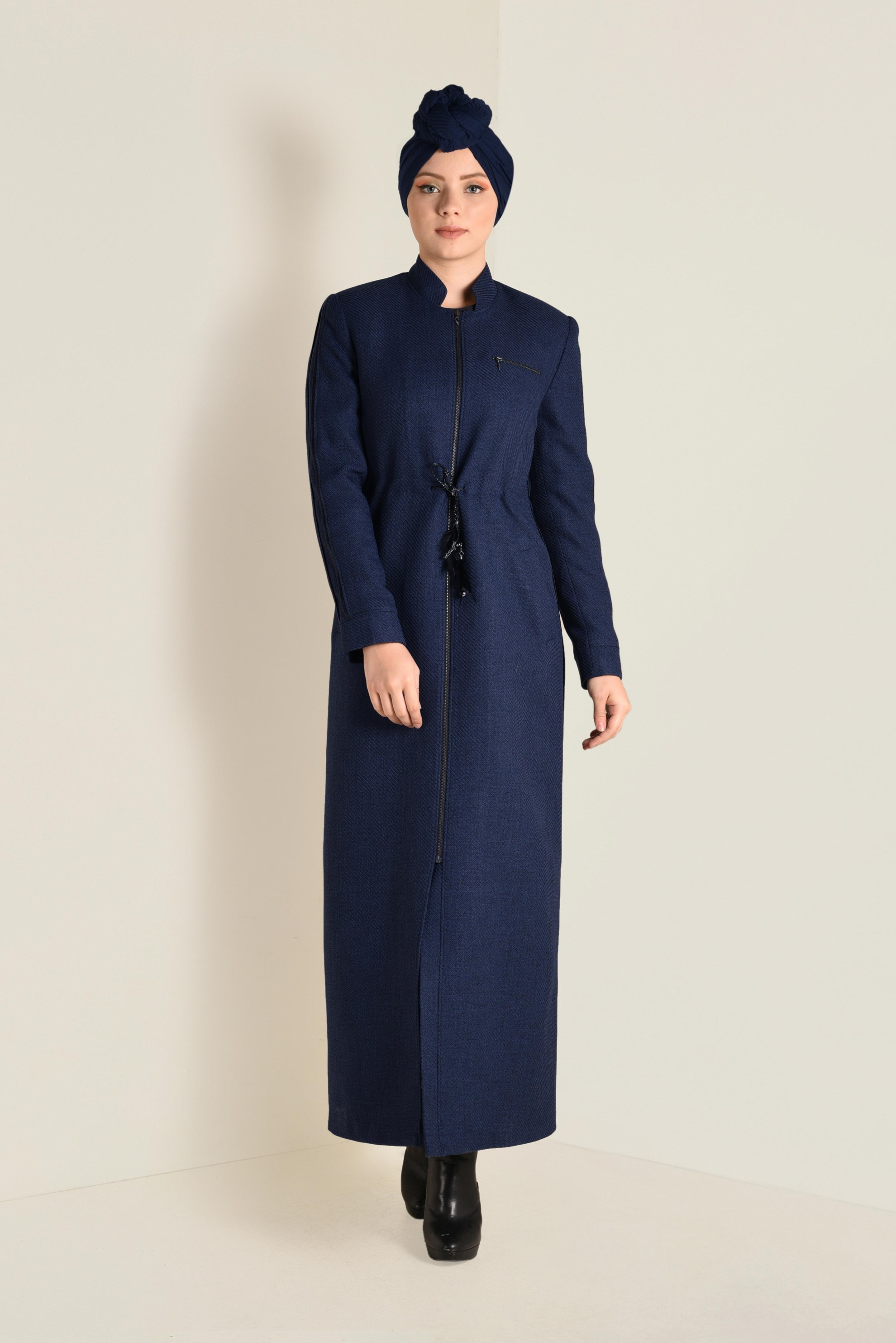 Tesettür giyim LACİVERT HAKİM YAKA PARDESÜ 1338