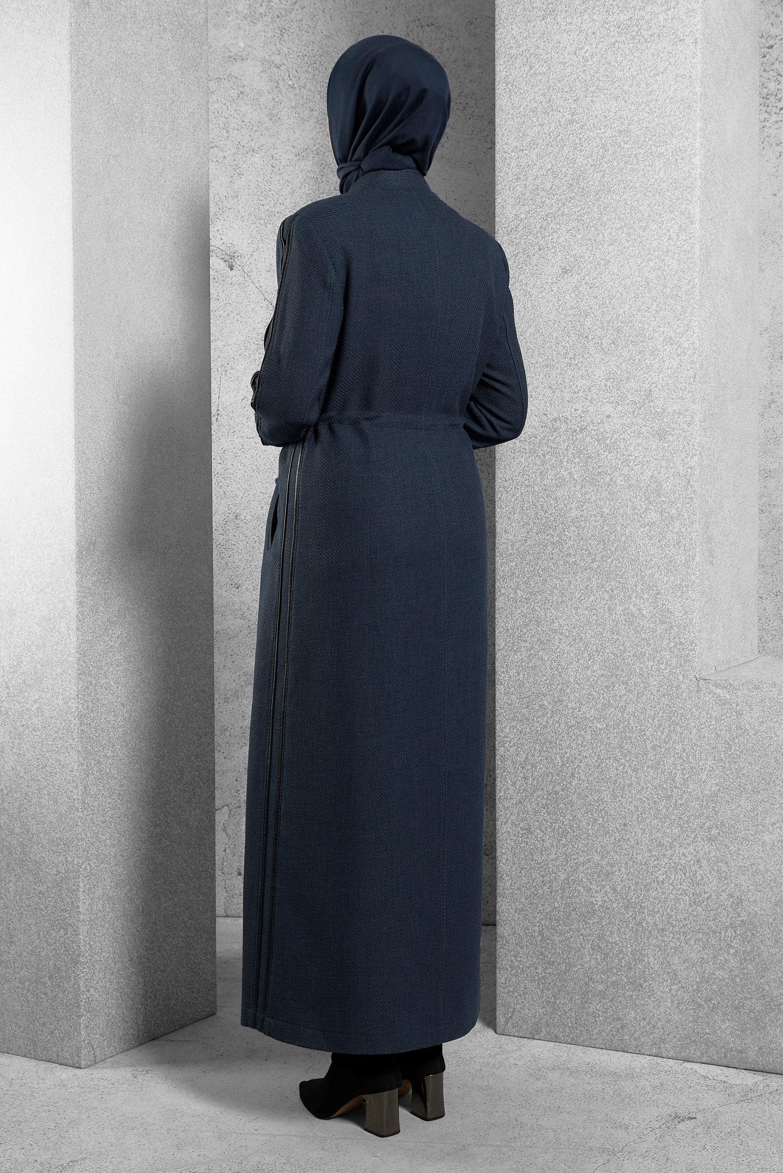 Vêtements hijab BLEU MARINE COAT DE FINITION À COL MAO 1338