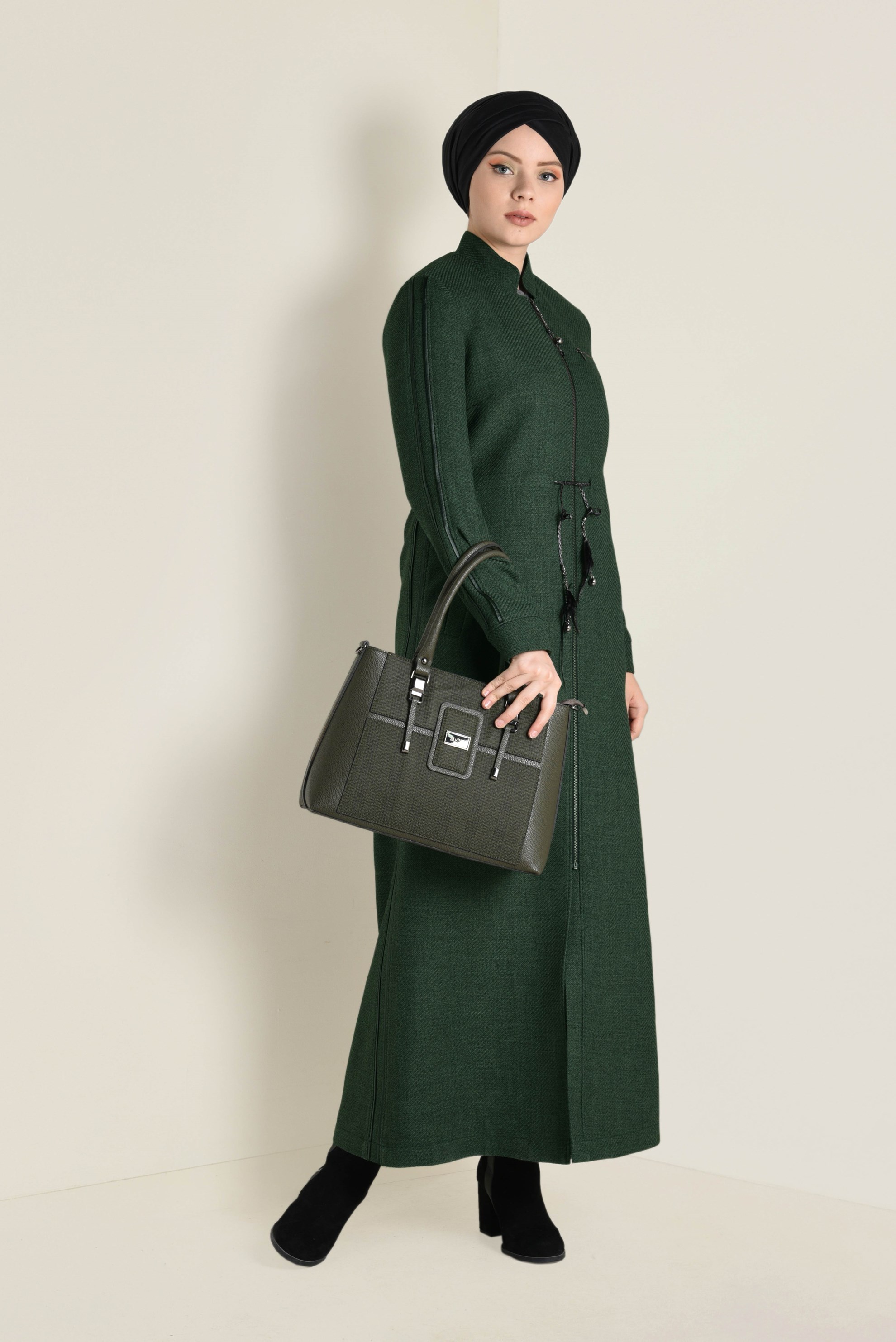 Tesettür giyim YEŞİL HAKİM YAKA PARDESÜ 1338