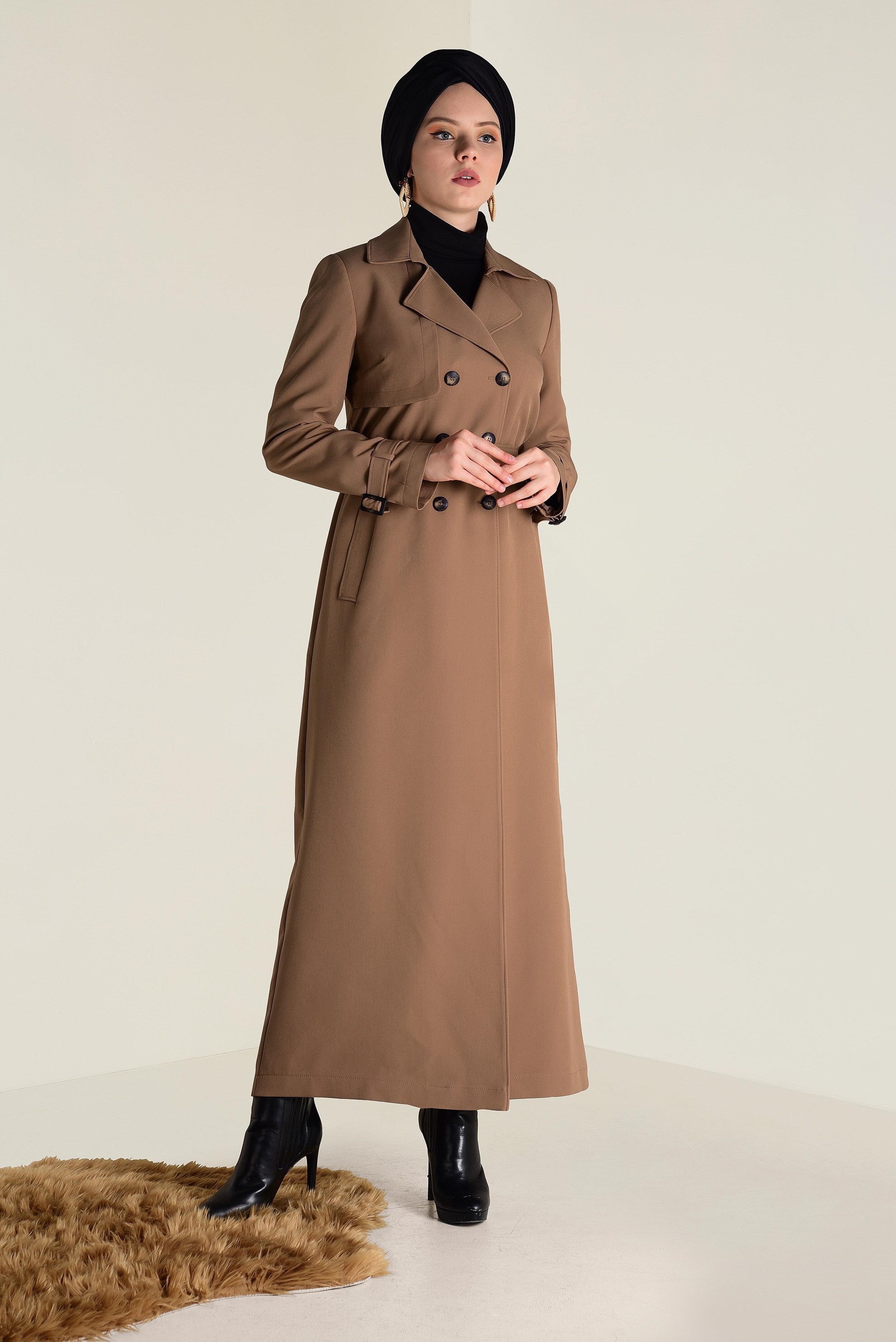 Tesettür giyim BEJ BELİ KEMERLİ DÜĞMELİ PARDESÜ 1342 