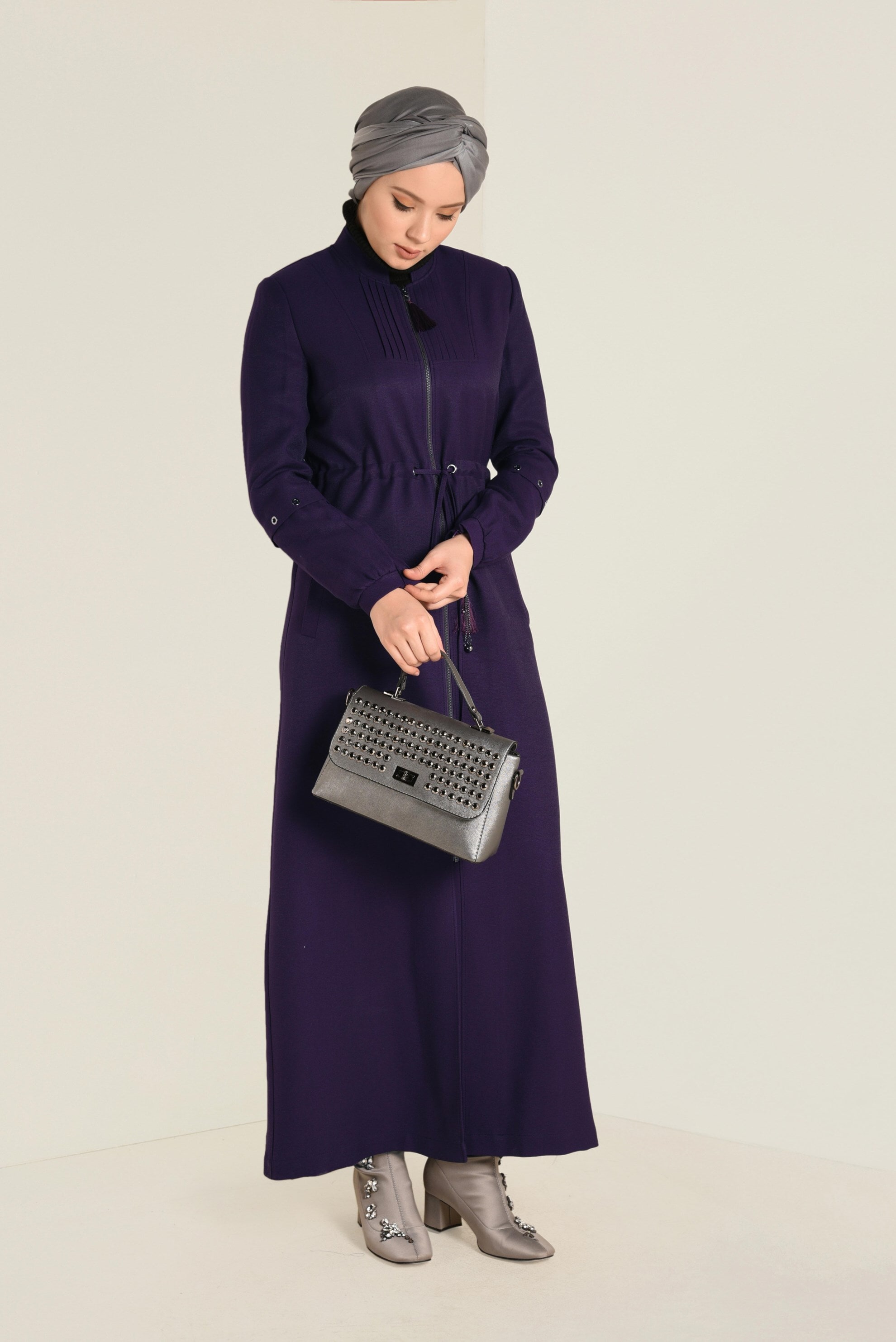 Tesettür giyim MOR HAKİM YAKA FERMUARLI PARDESÜ 1344 