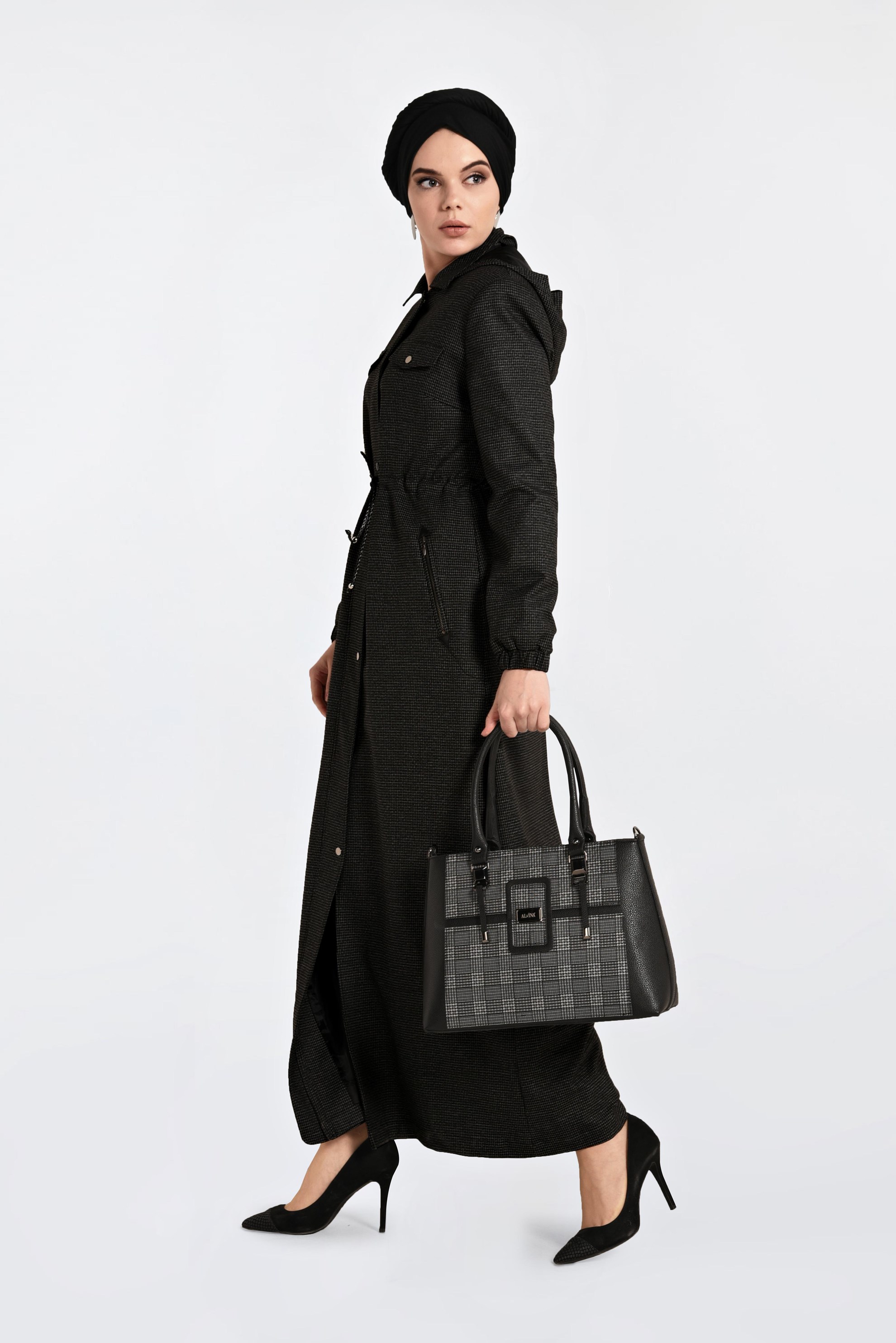 Tesettür giyim SİYAH GİZLİ ÇITÇIT VE FERMUARLI PARDESÜ 1358