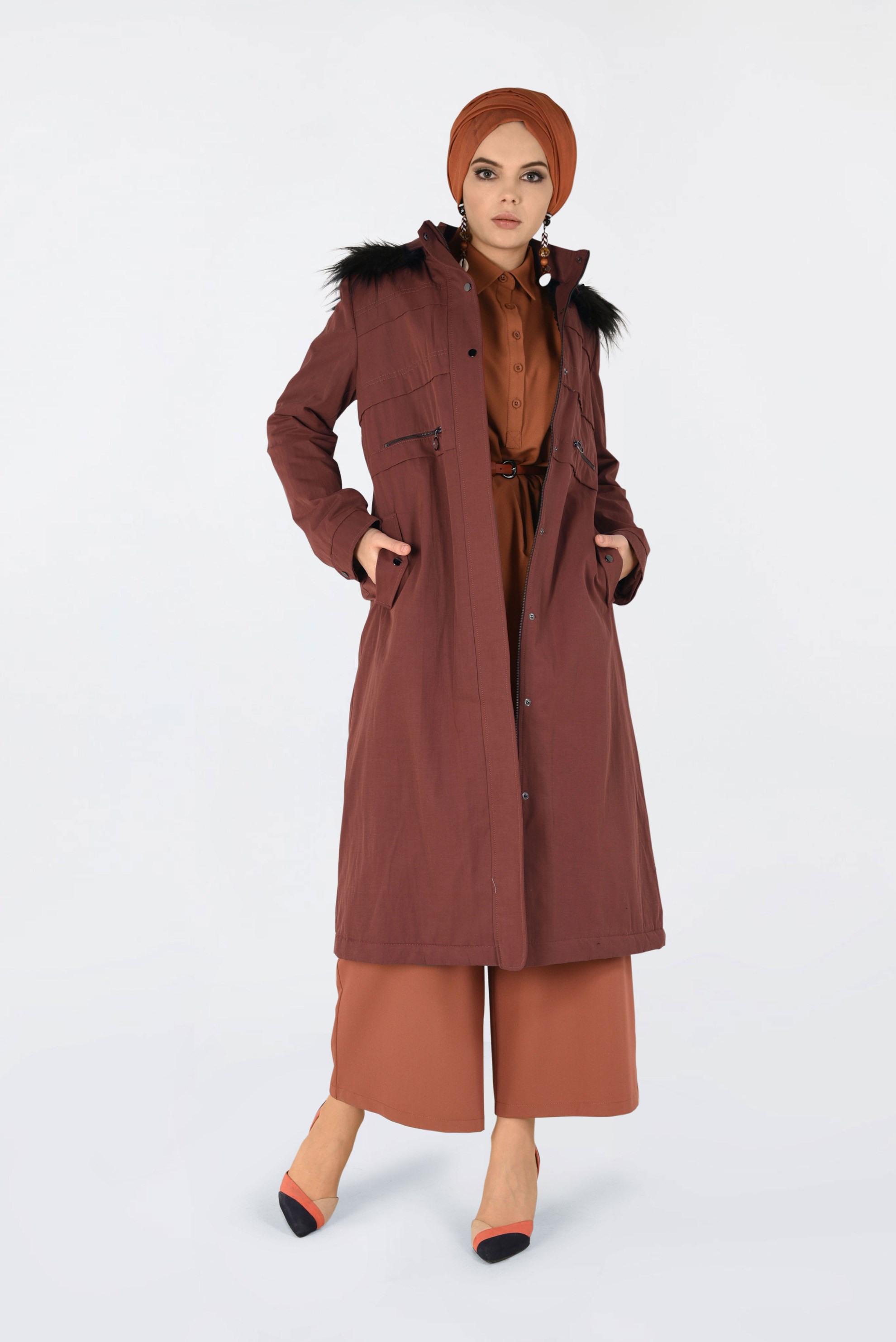 Vêtements hijab ORANGE MANTEAU AVEC CAPUCHE EN FOURRURE 9761 