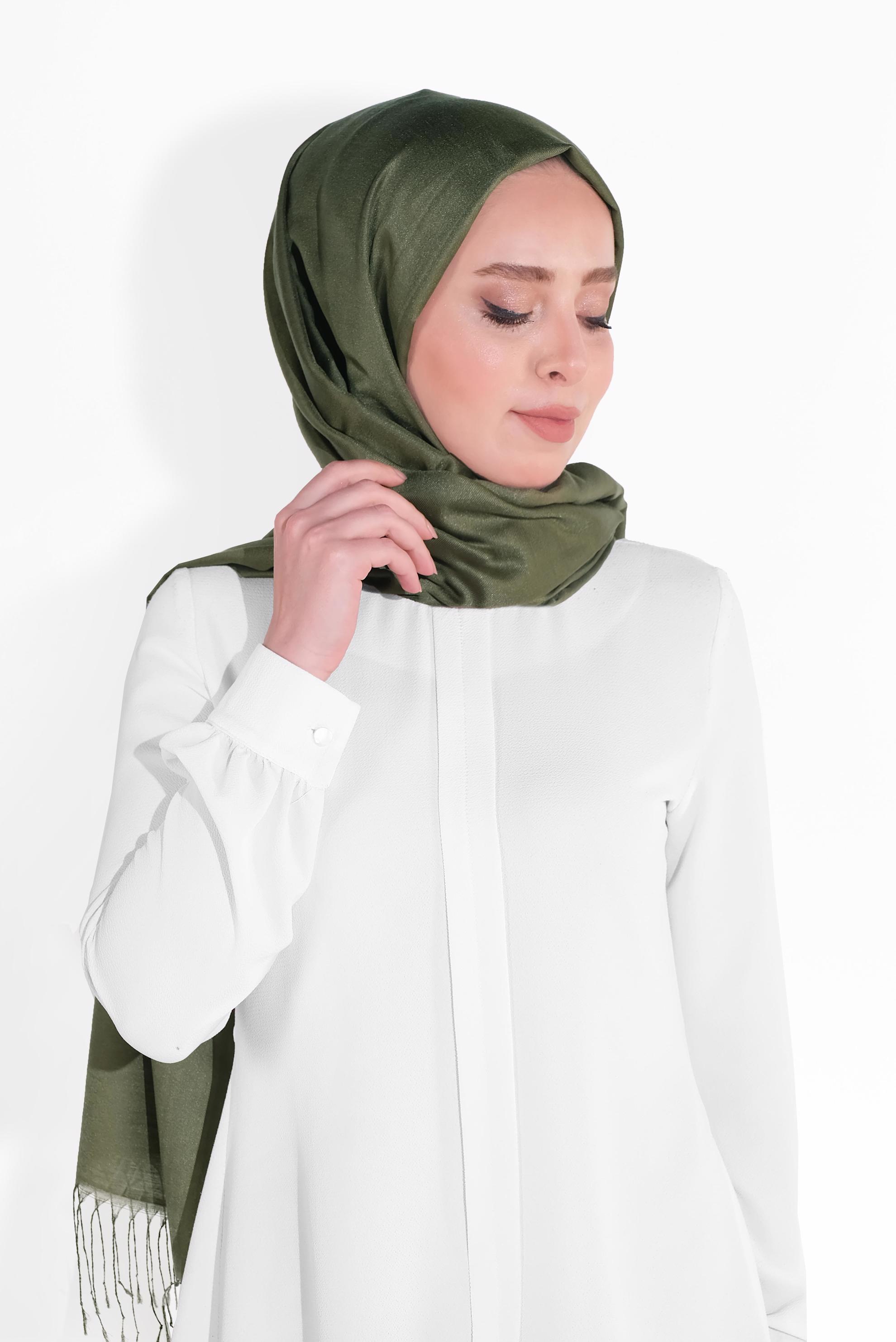 Tesettür giyim HAKİ ALVİNA DÜZ İPEKSİ ŞAL 9925 