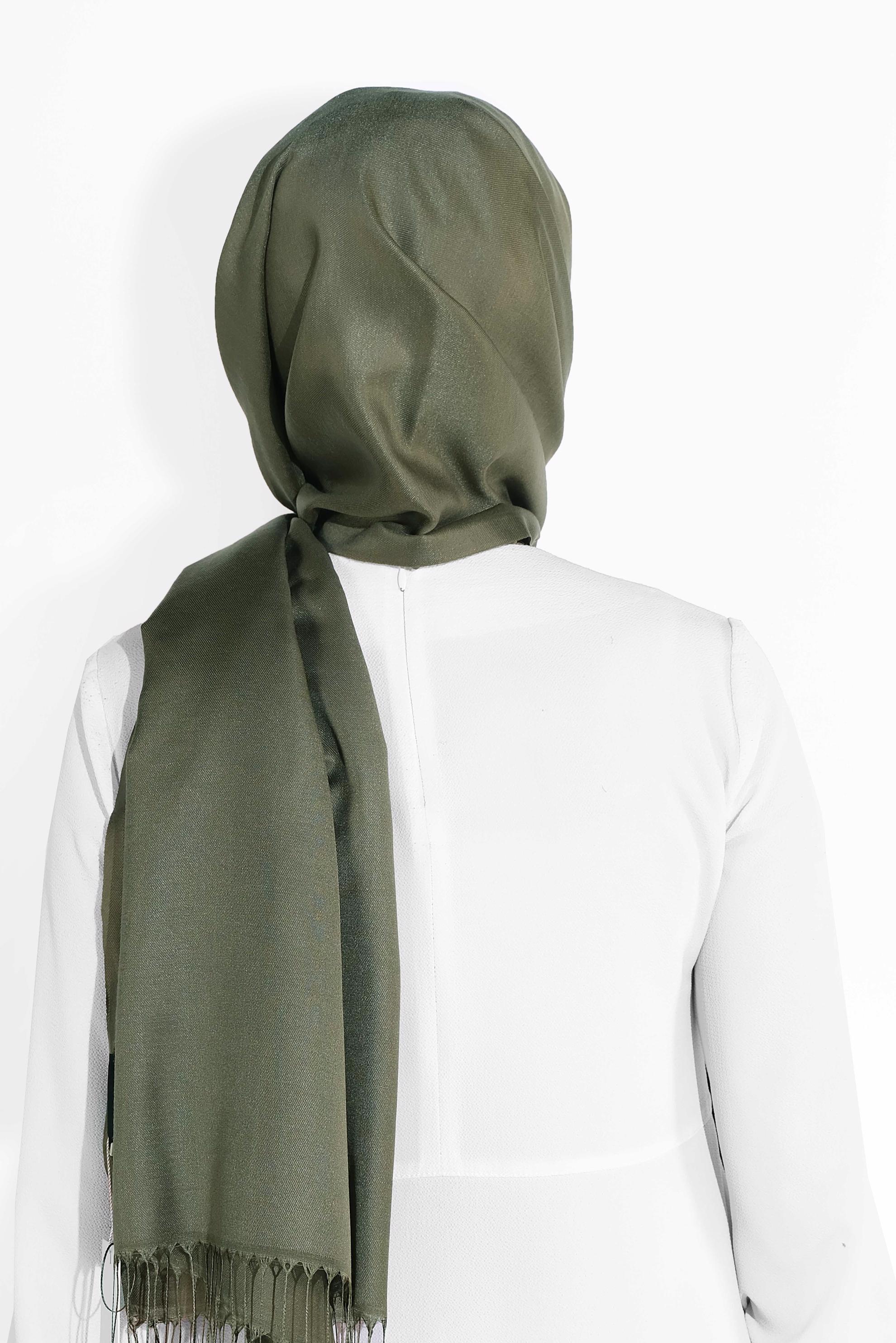 Tesettür giyim HAKİ ALVİNA DÜZ İPEKSİ ŞAL 9925 