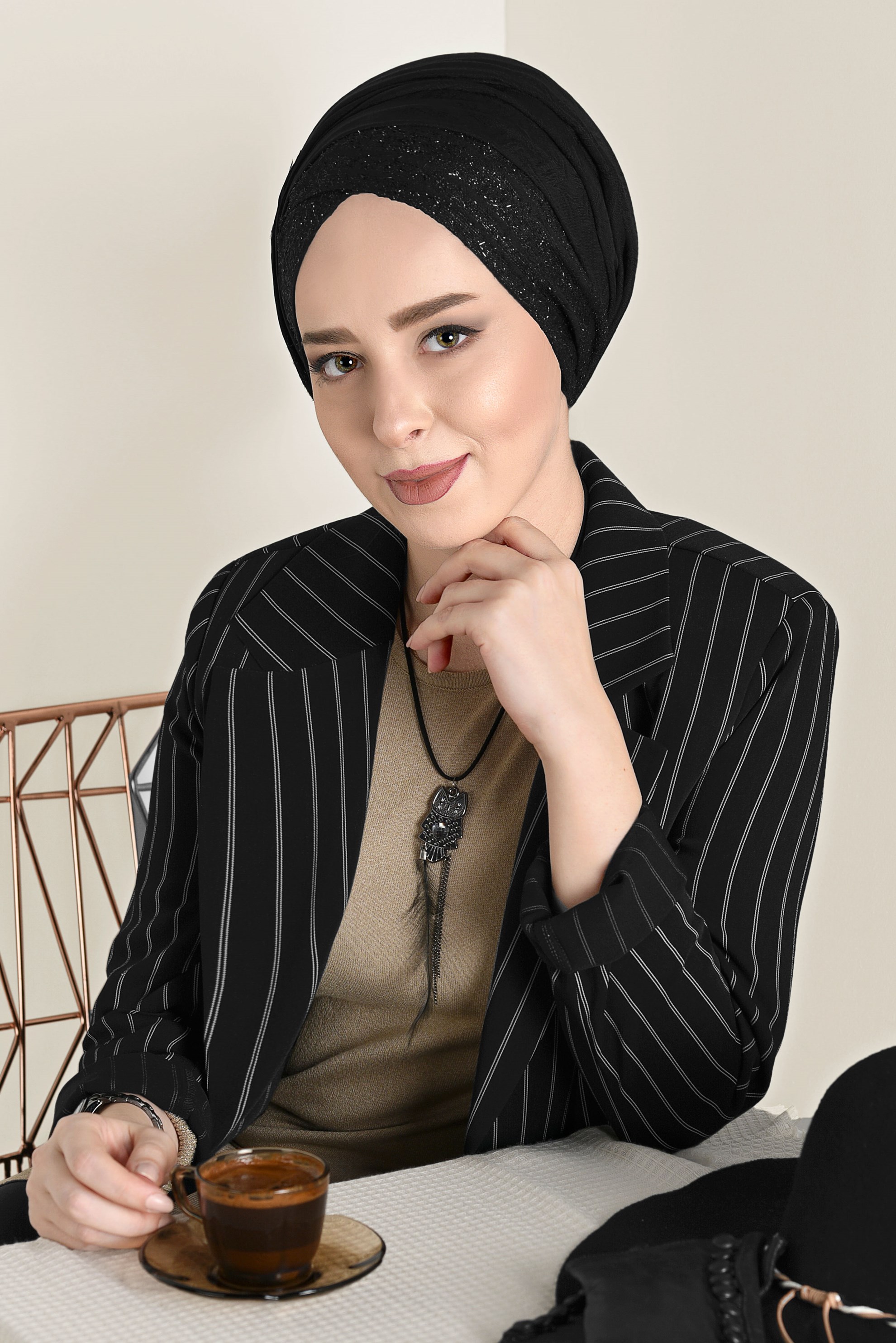 Tesettür giyim SİYAH ALVİNA SİMLİ JAKARLI ŞAL 9927 