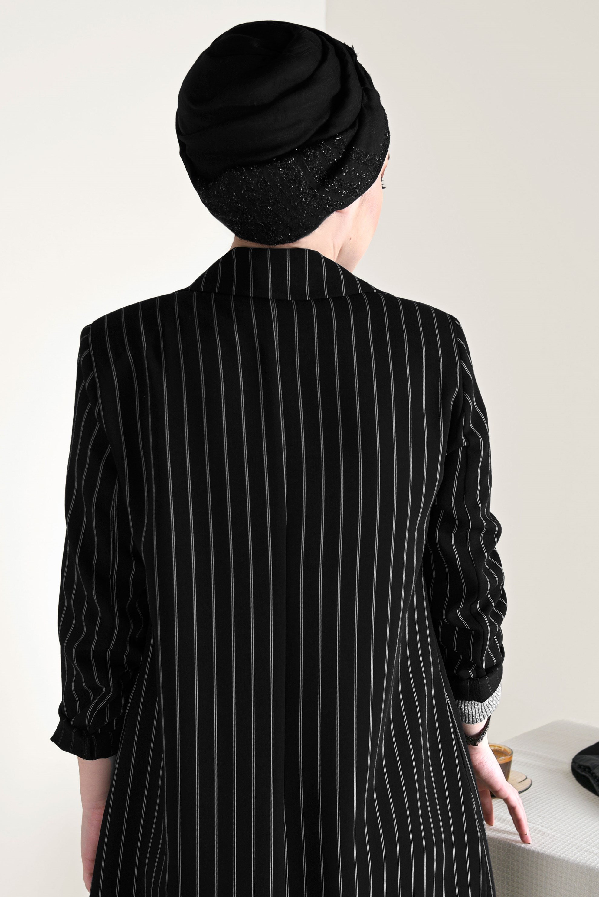 Tesettür giyim SİYAH ALVİNA SİMLİ JAKARLI ŞAL 9927 