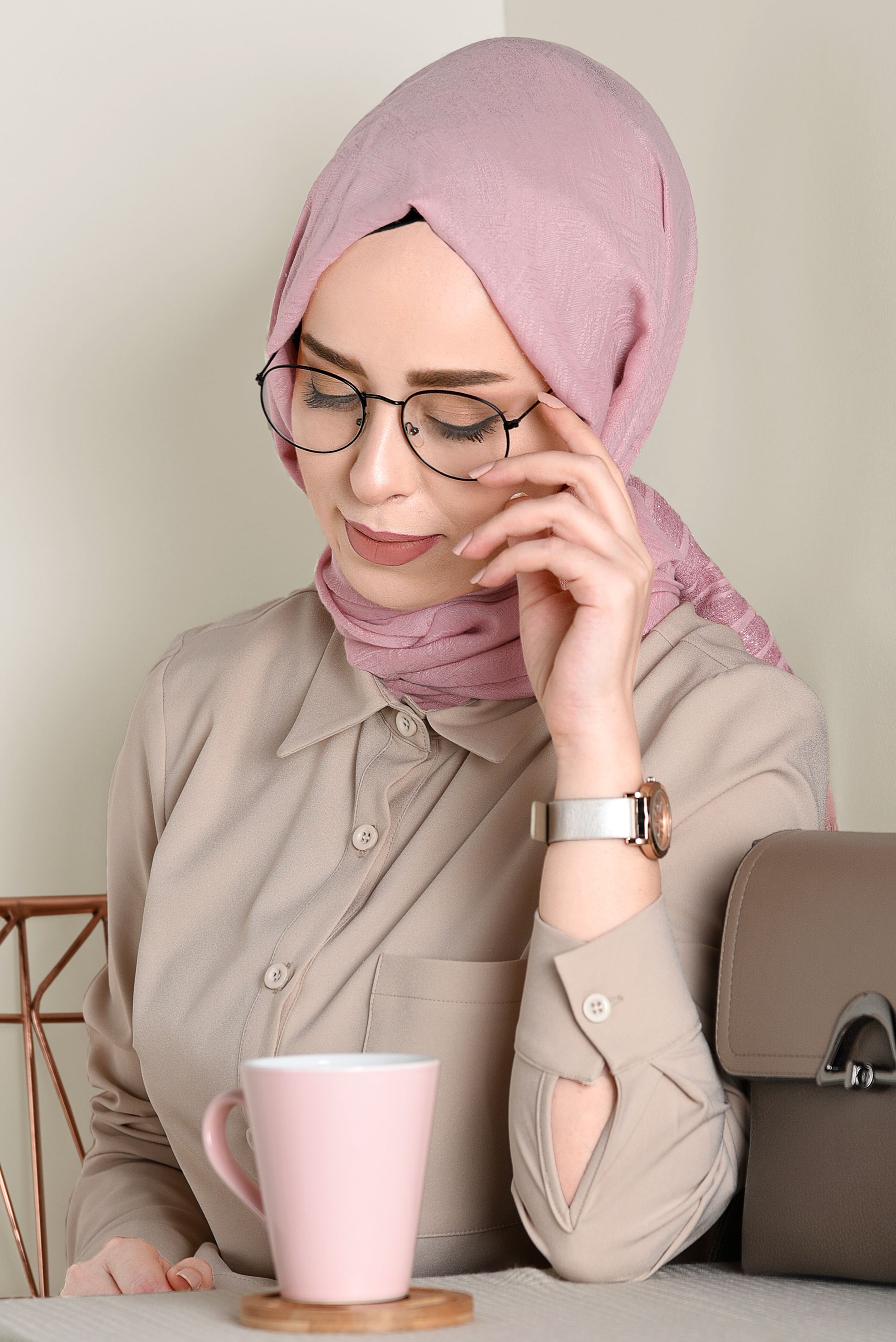 Tesettür giyim PUDRA ALVİNA SİMLİ JAKARLI ŞAL 9927 