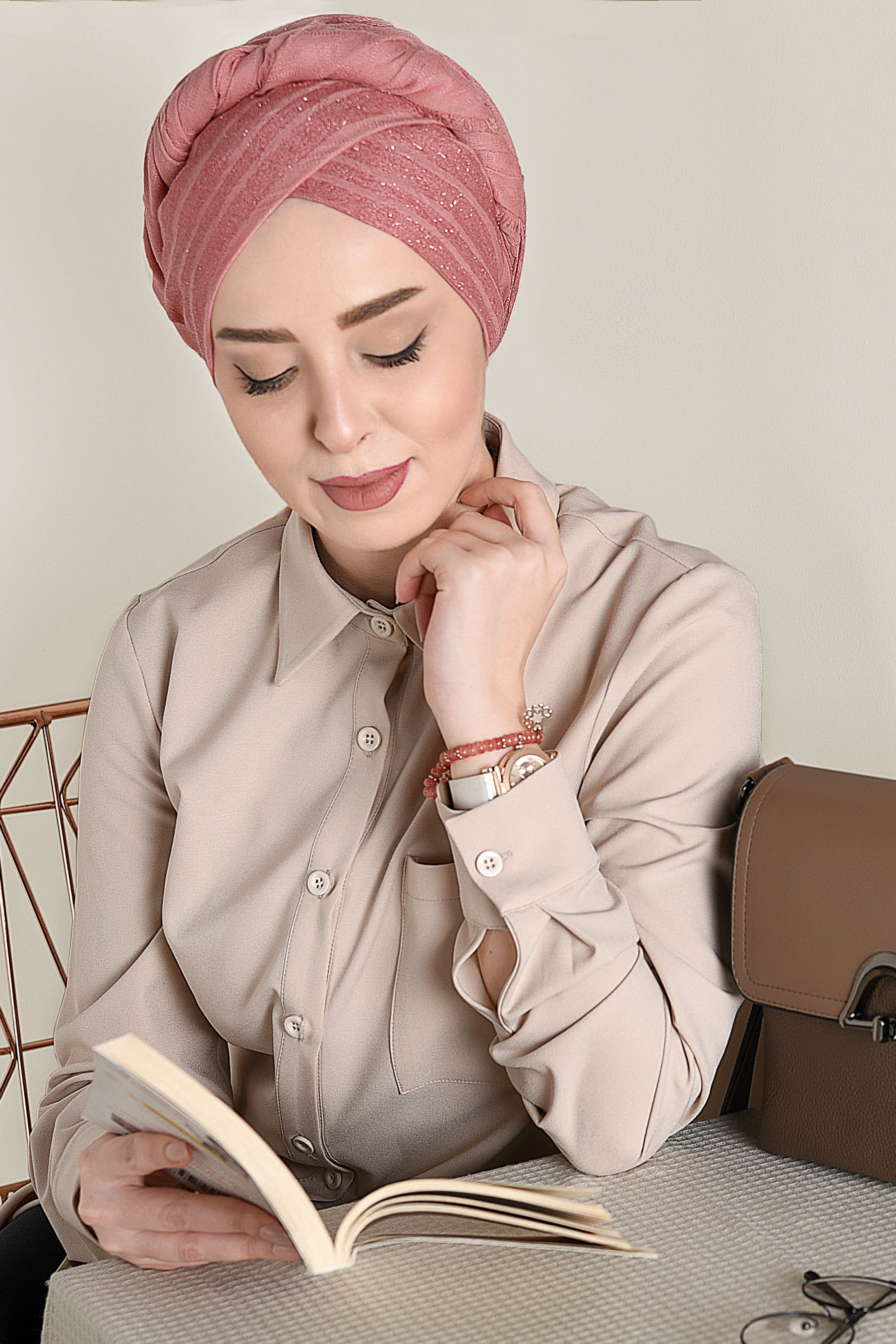 Tesettür giyim PUDRA ALVİNA SİMLİ JAKARLI ŞAL 9927 