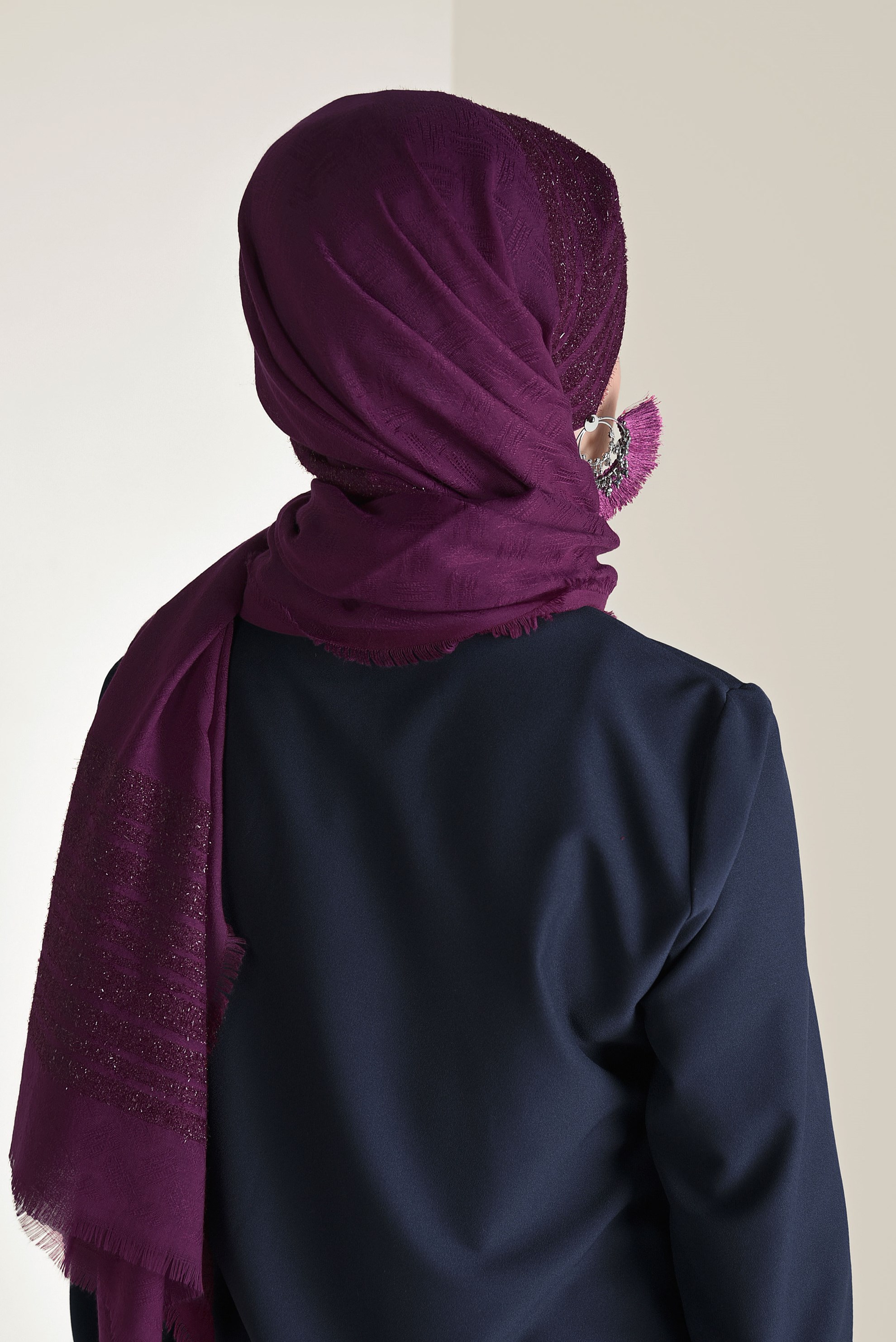 Tesettür giyim BORDO ALVİNA SİMLİ JAKARLI ŞAL 9927 