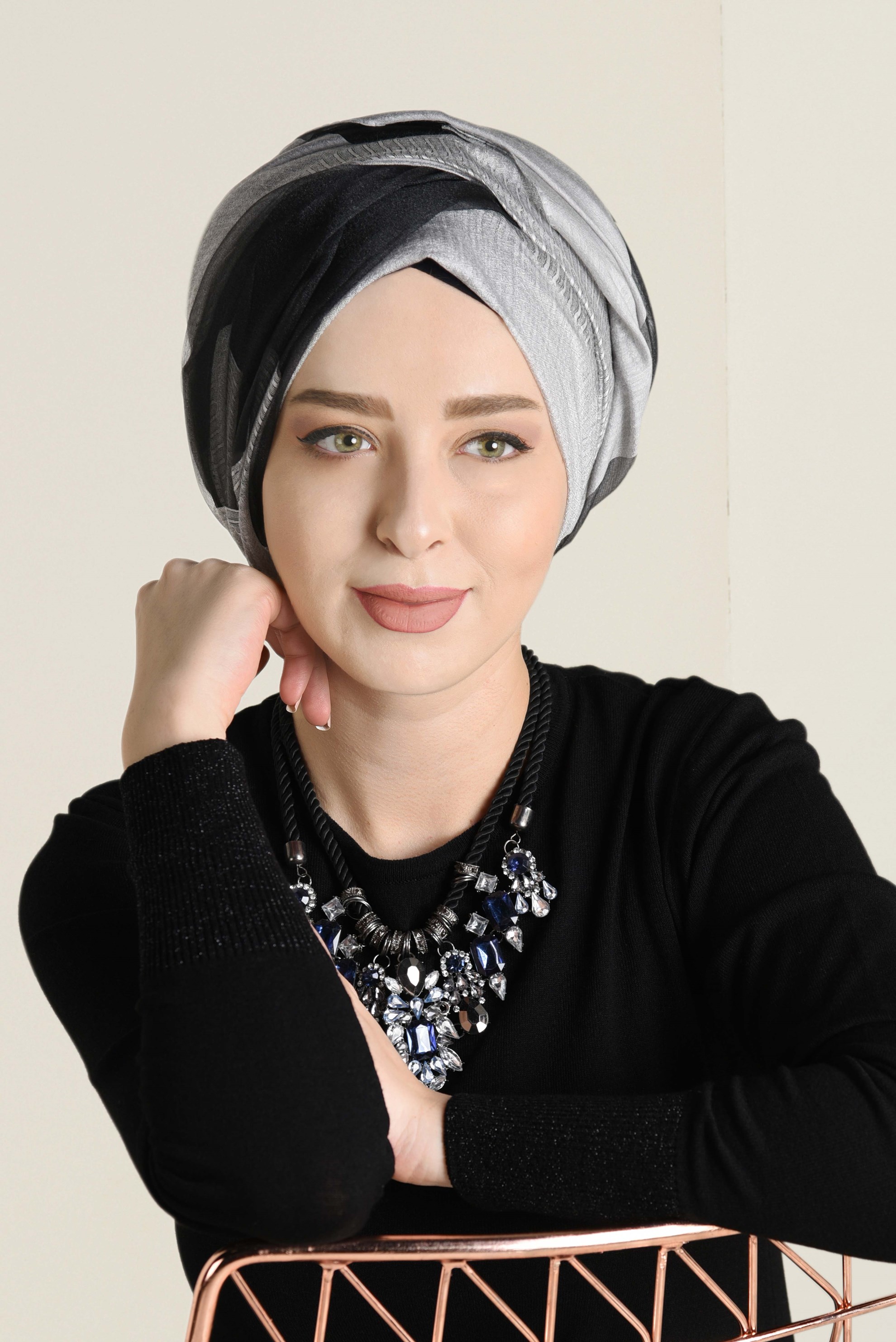 Tesettür giyim GÜMÜŞ ALVİNA KUPON ŞAL 9936 