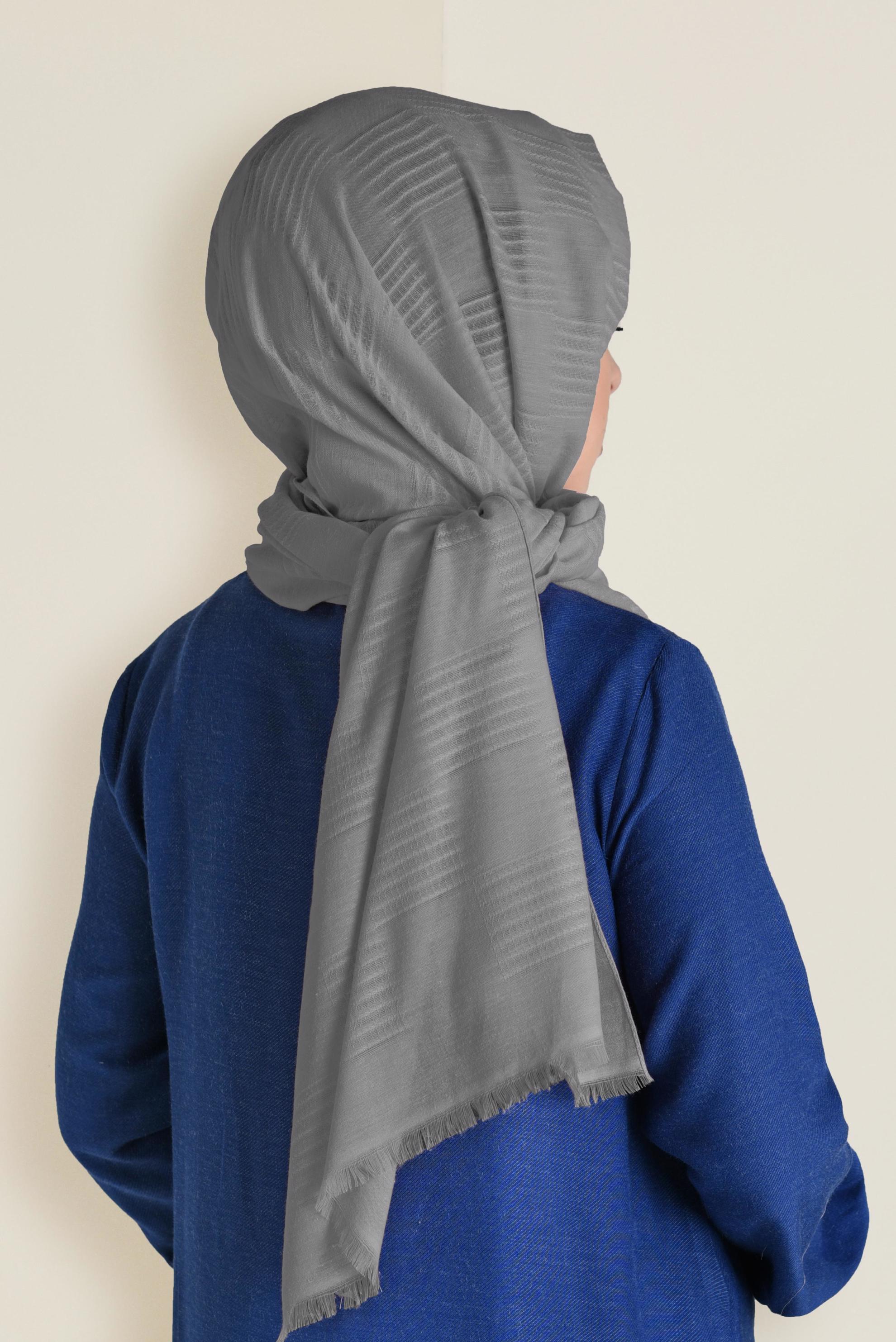 Tesettür giyim GRİ ALVİNA ŞAL 9940 