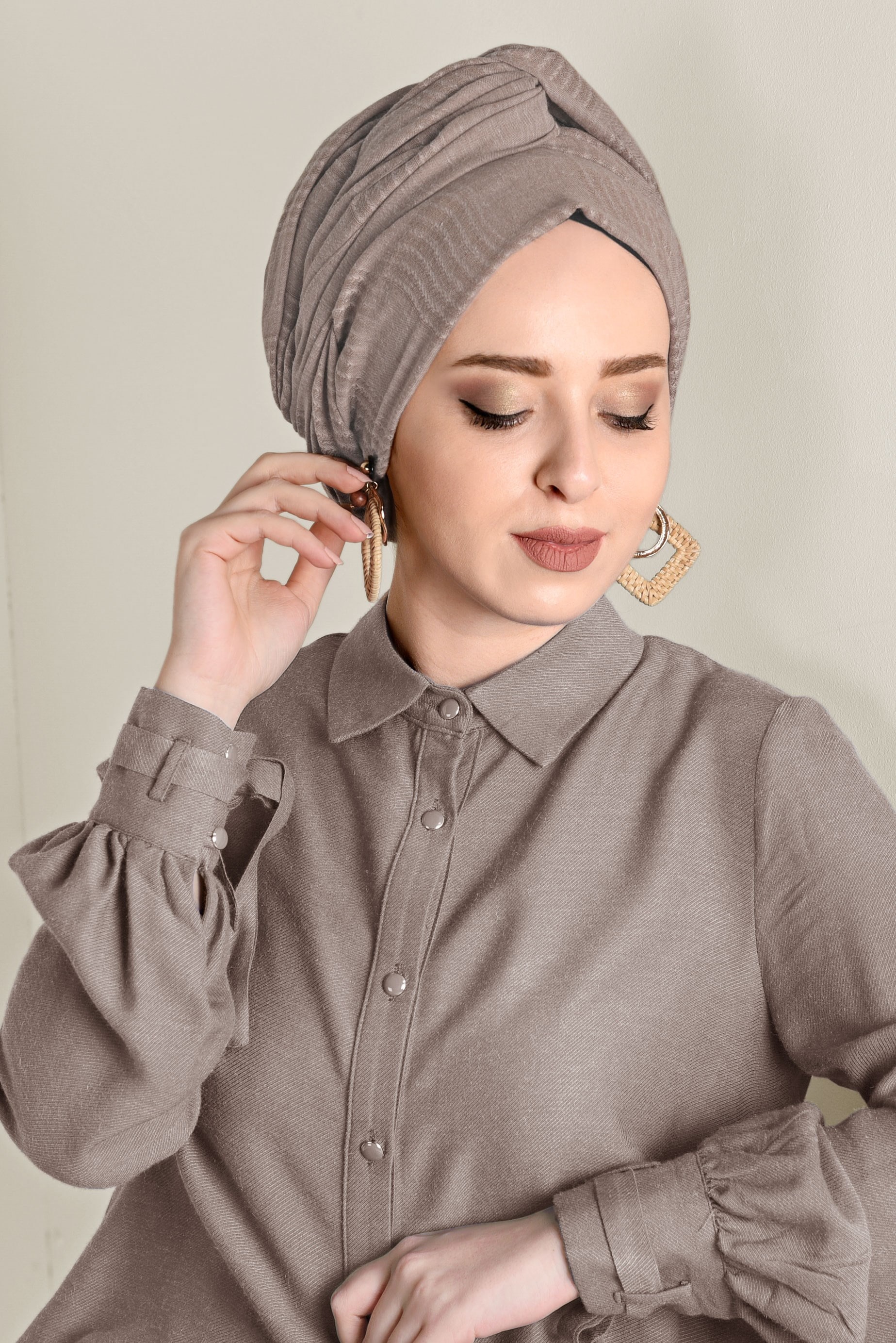 Tesettür giyim VİZON ALVİNA ŞAL 9940 