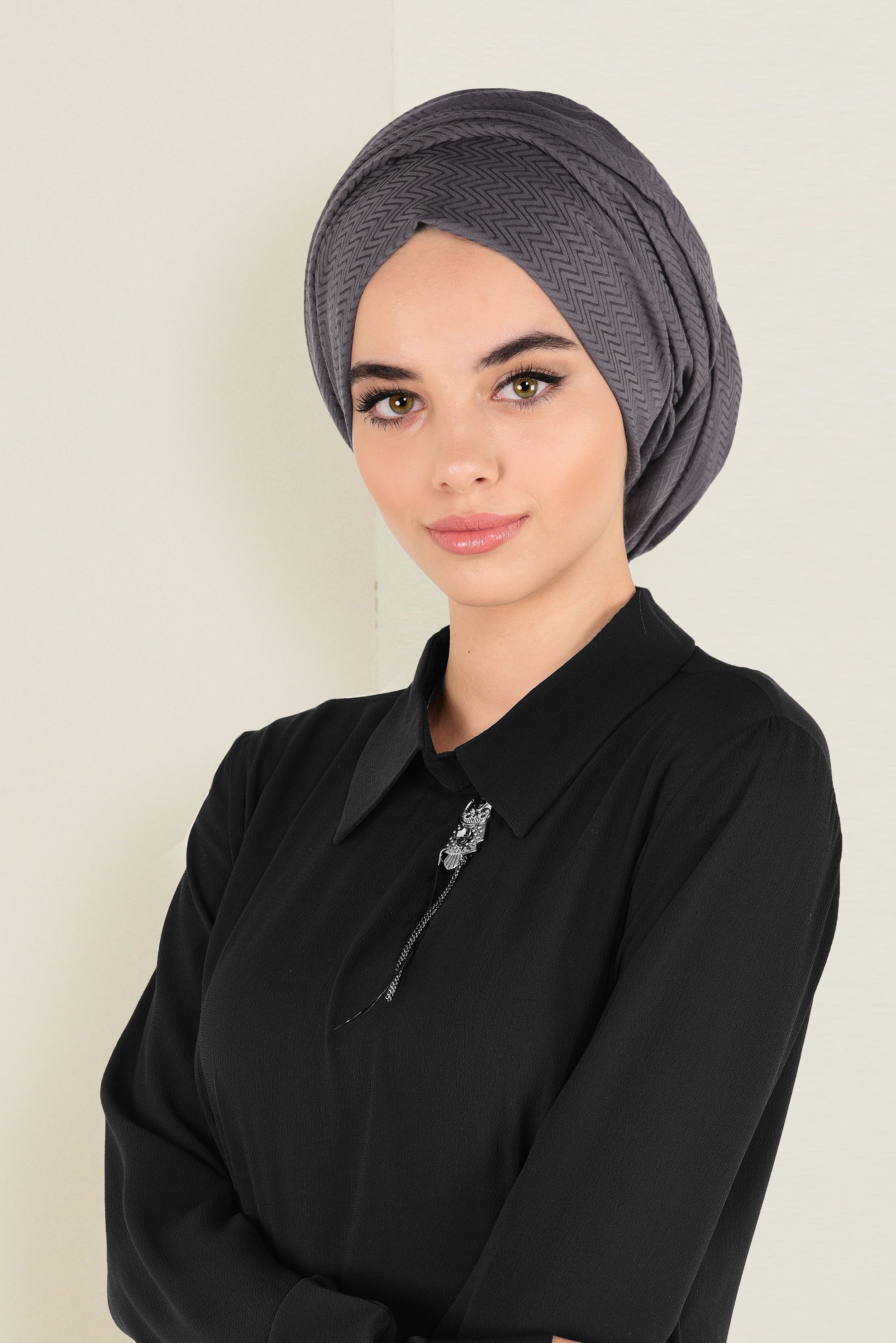 Tesettür giyim GRİ ALVİNA BALIKSIRTI KOTON ŞAL 9946 