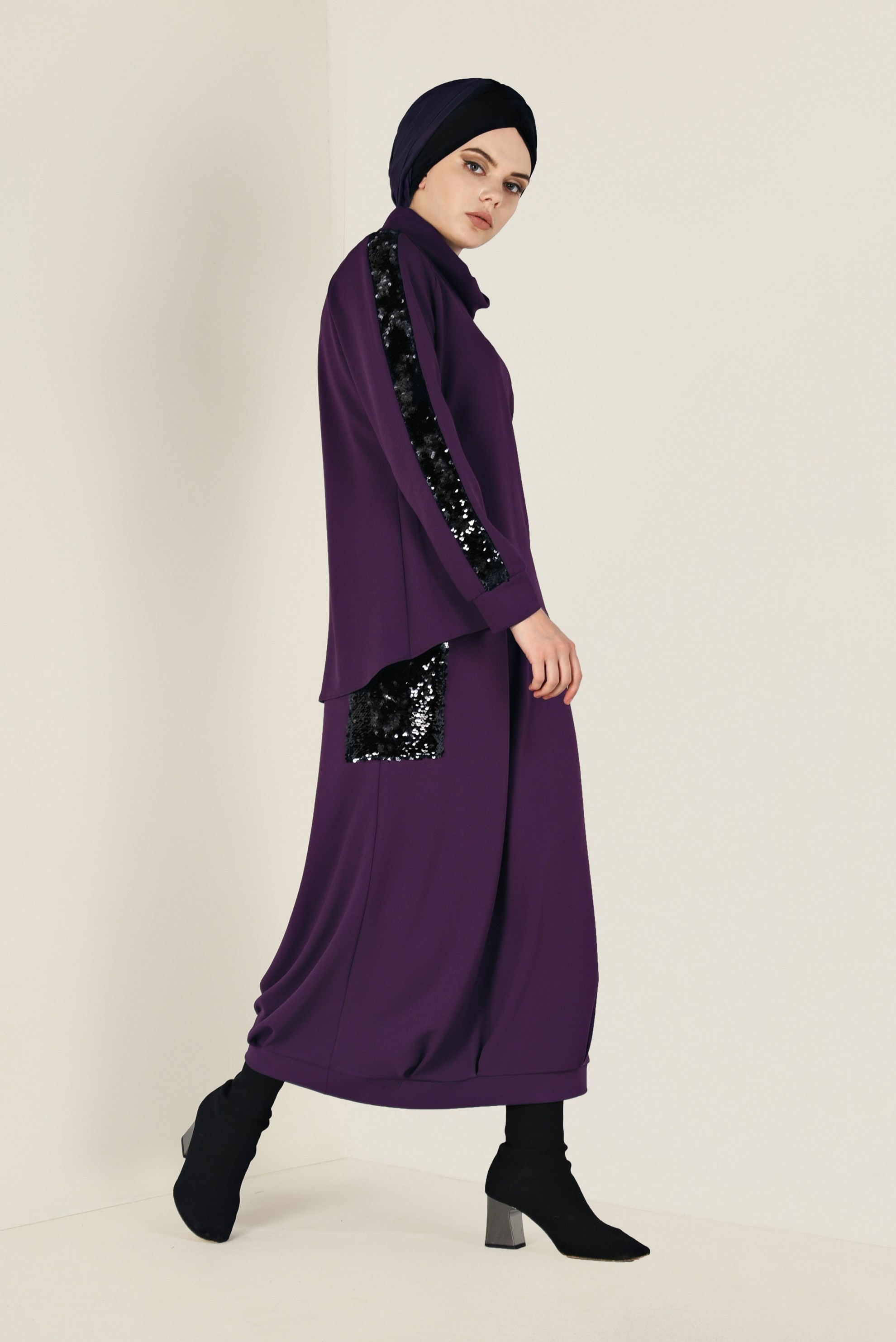 Tesettür giyim MÜRDÜM PUL PAYET DETAYLI ETEKLİ TAKIM 4611