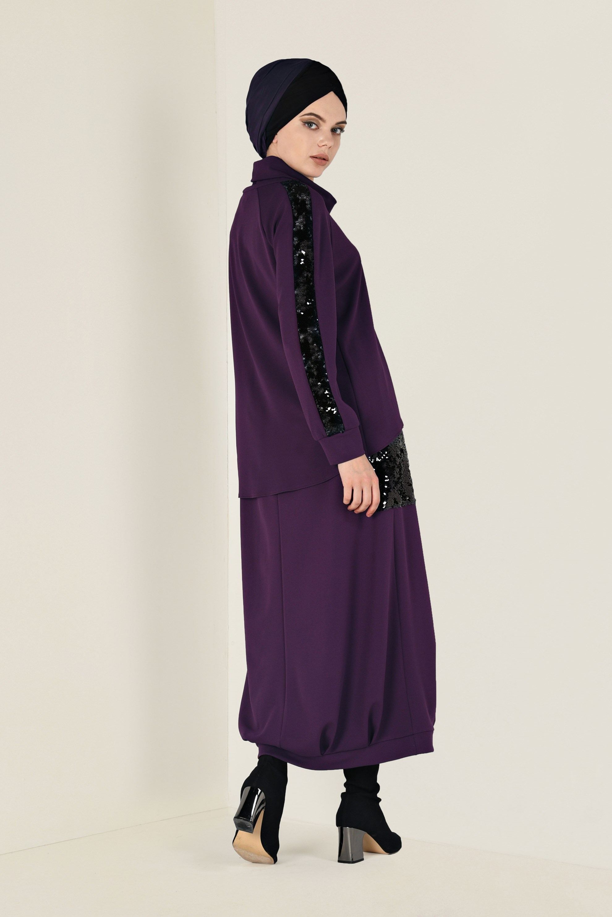 Tesettür giyim MÜRDÜM PUL PAYET DETAYLI ETEKLİ TAKIM 4611