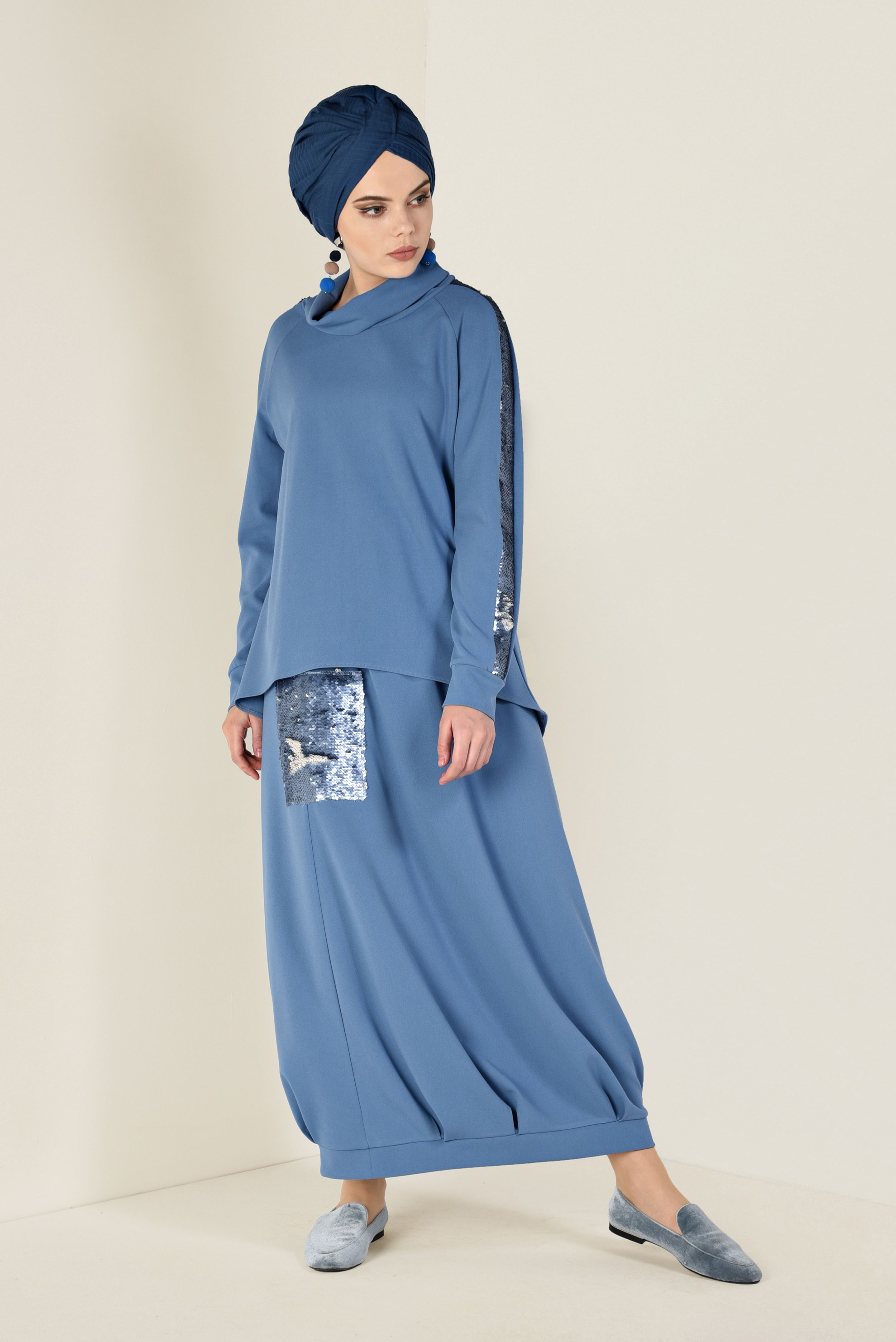 Tesettür giyim MAVİ PUL PAYET DETAYLI ETEKLİ TAKIM 4611