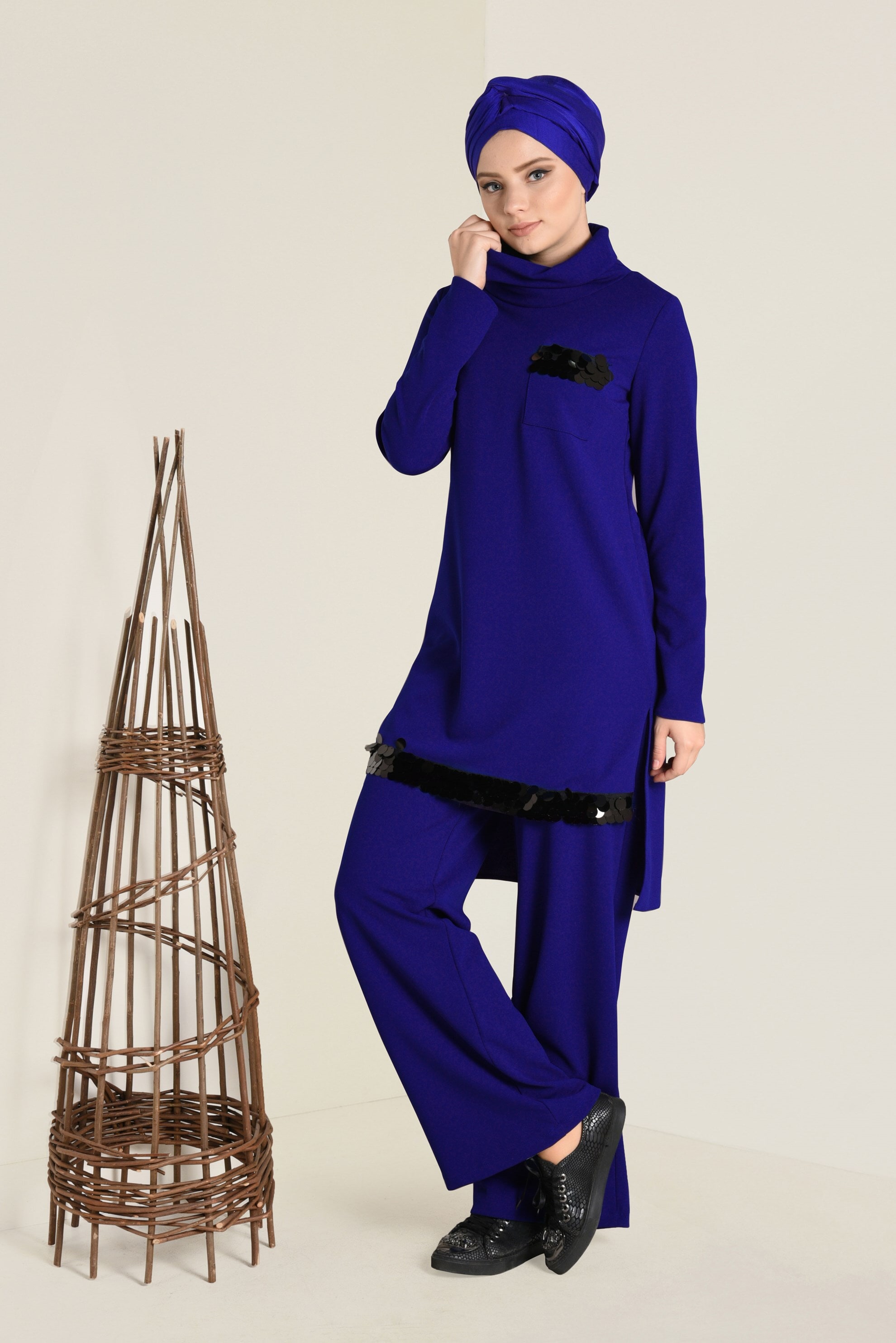 Tesettür giyim MAVİ PUL İŞLEMELİ 2′Lİ PANTOLONLU TAKIM 4559