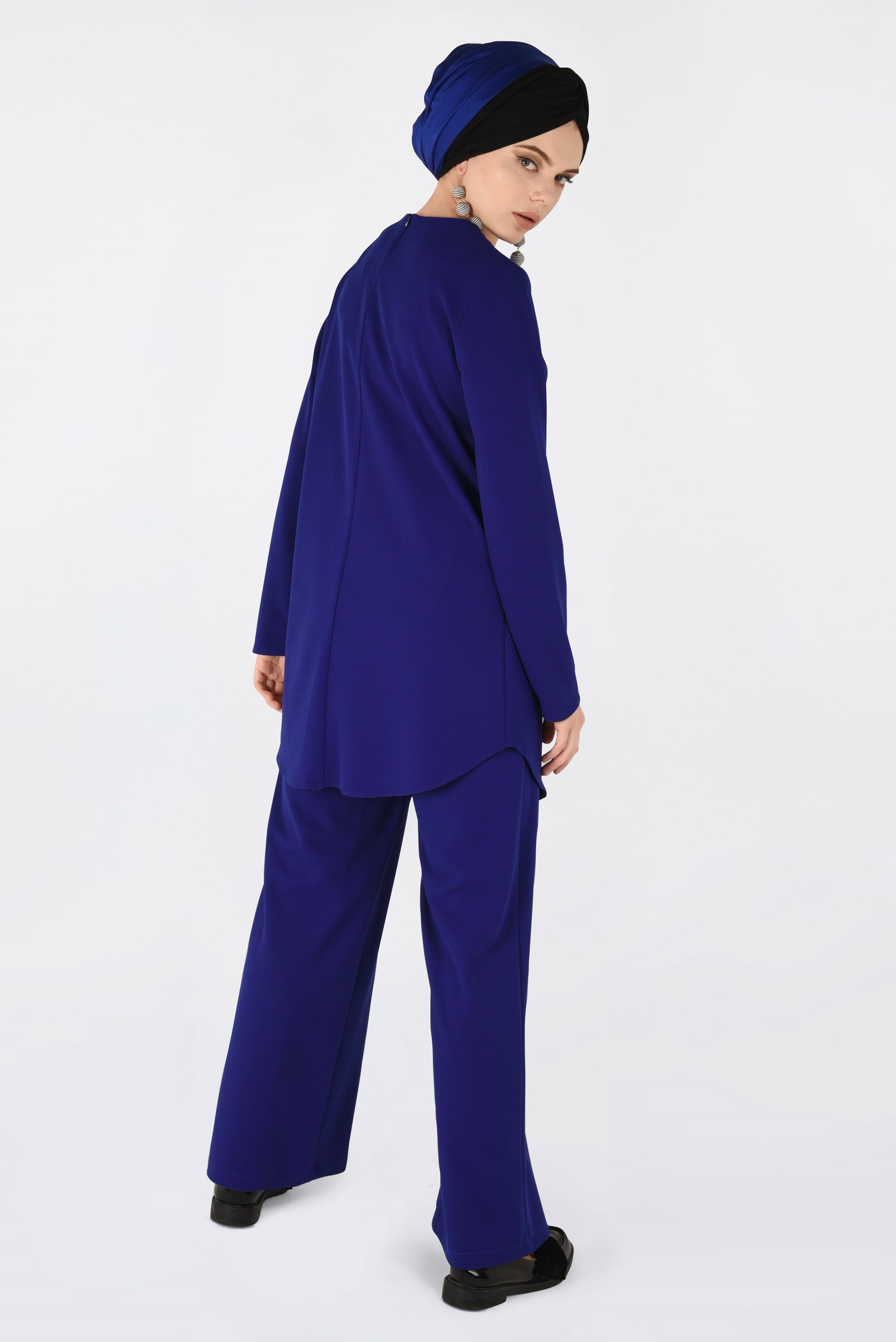 Hijab clothing NAVY BLUE CREW-NECK SUIT 4561 