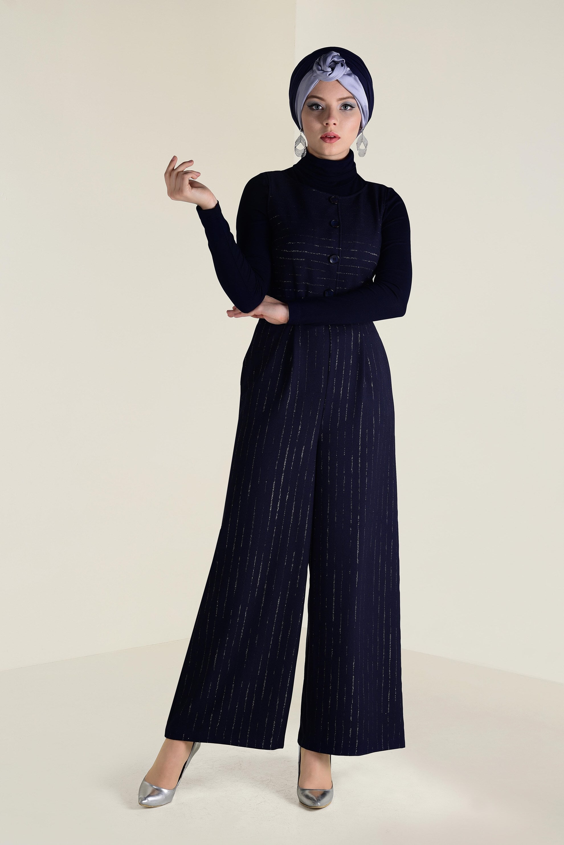 Hijab-Kleidung NAVY BLAU JUMPSUIT MIT GÜRTEL UND TUNIKA 4573