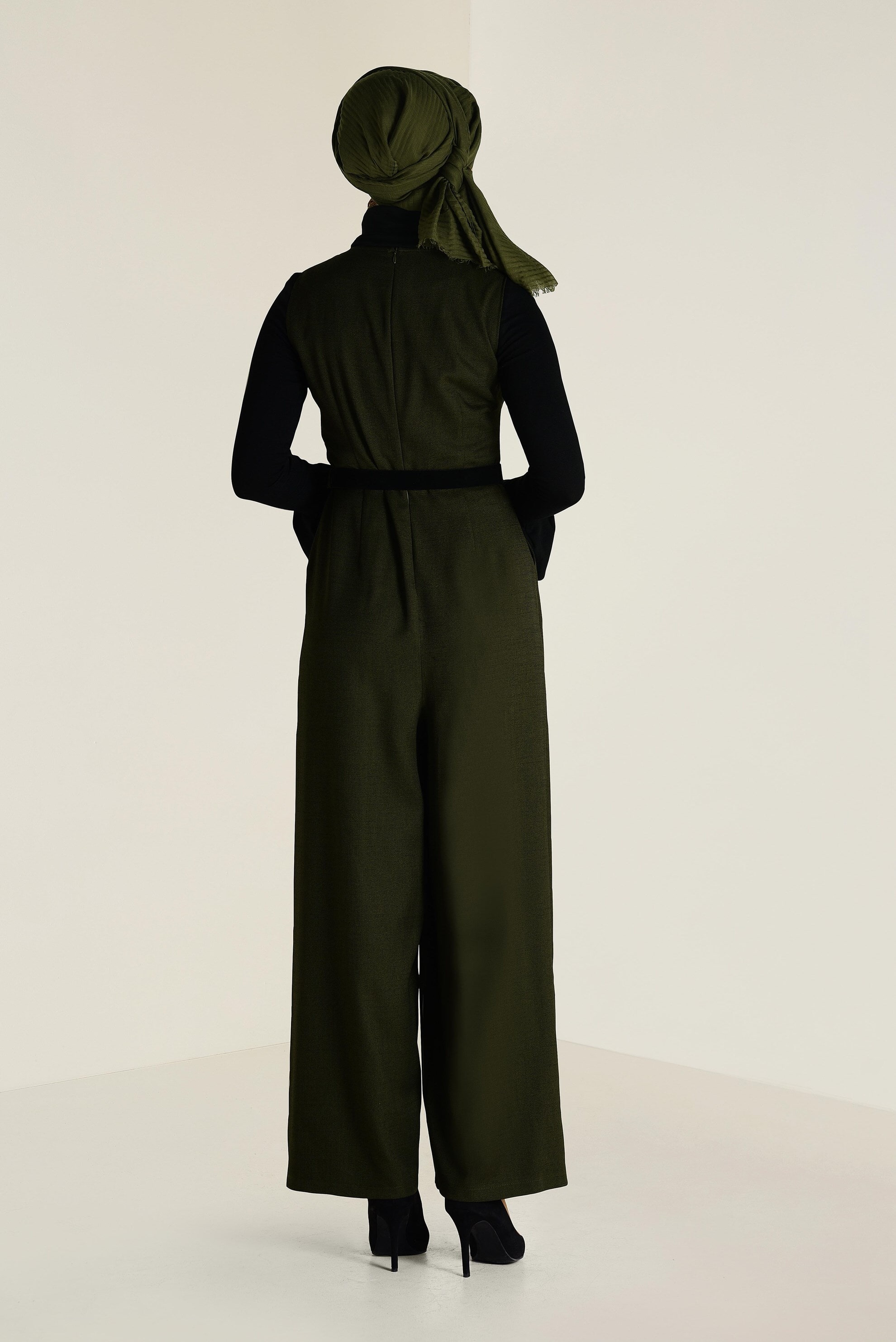 Hijab-Kleidung KHAKI V-AUSSCHNITT GÜRTEL OVERALL 4574