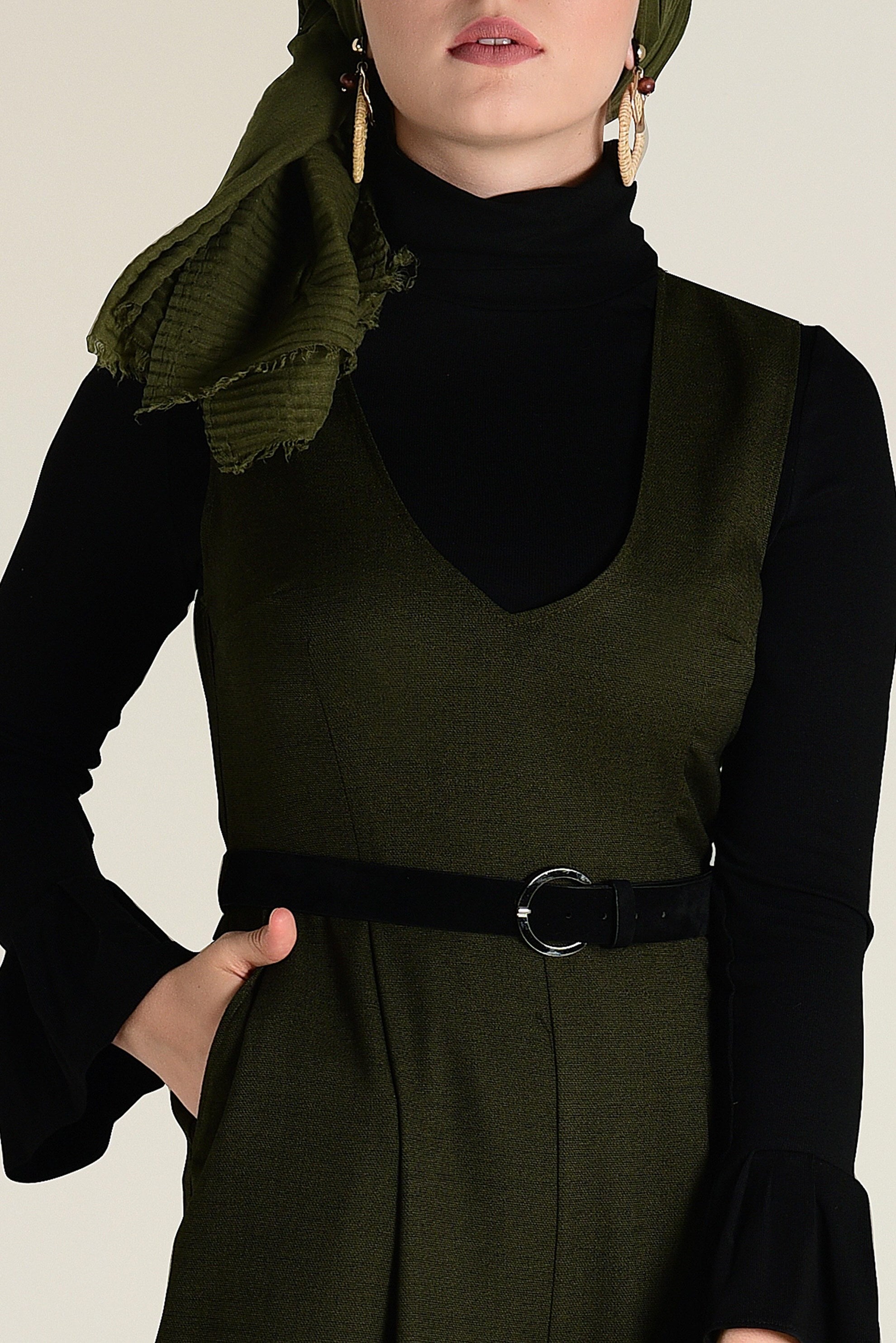 Hijab-Kleidung KHAKI V-AUSSCHNITT GÜRTEL OVERALL 4574