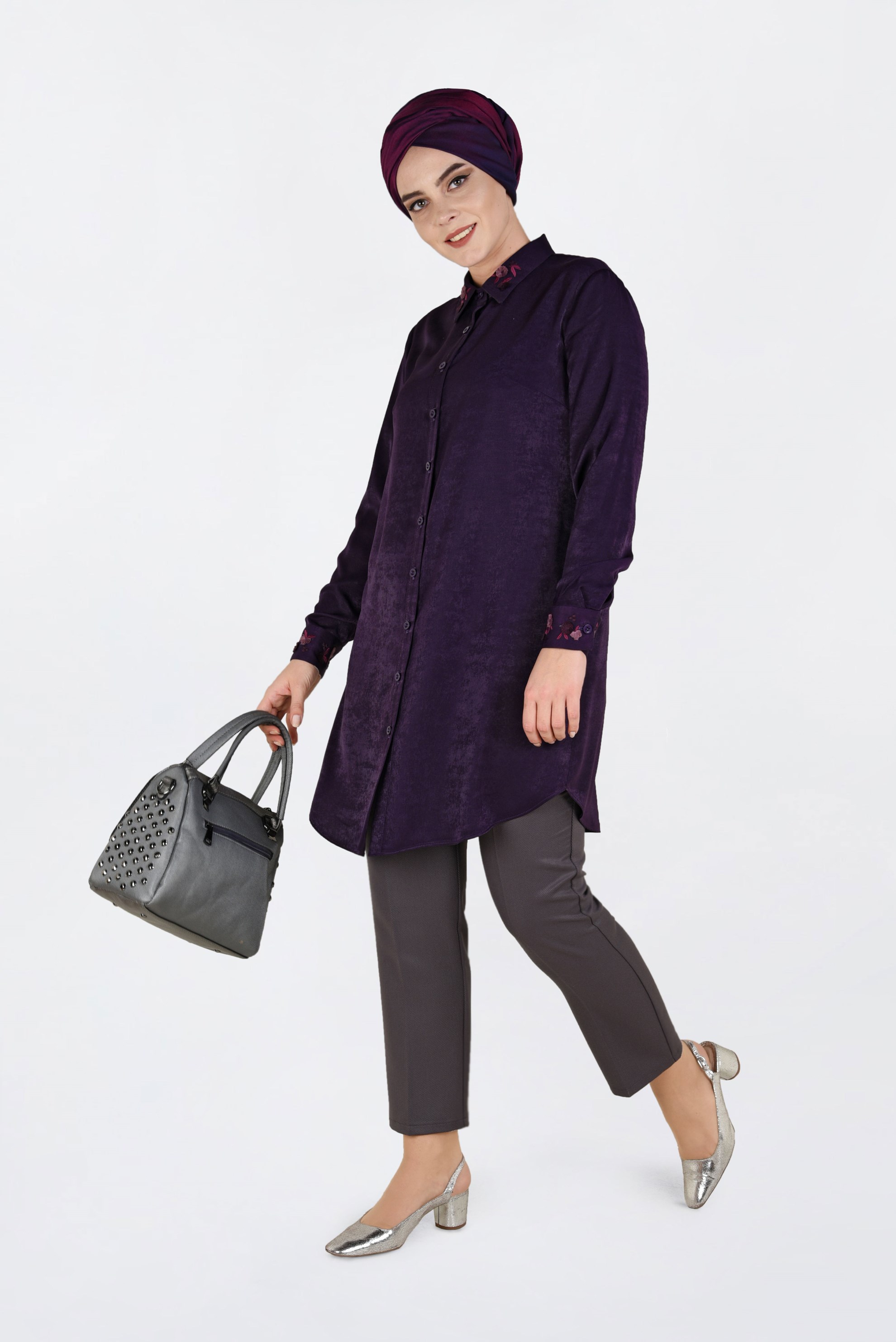 Tesettür giyim MOR NAKIŞ DETAYLI TUNİK 2843