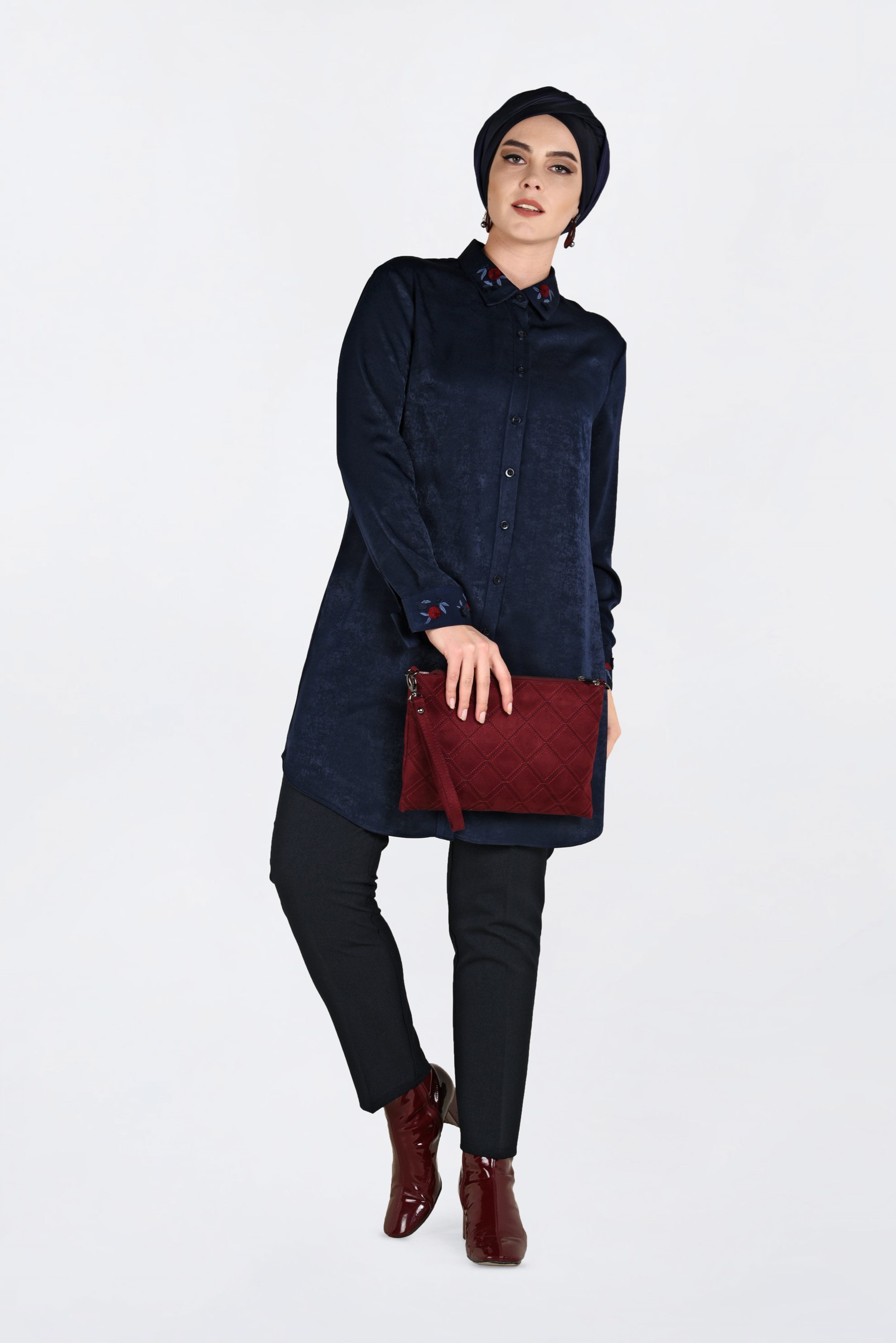 Hijab clothing NAVY BLUE EMBROIDERED TUNIC 2843 