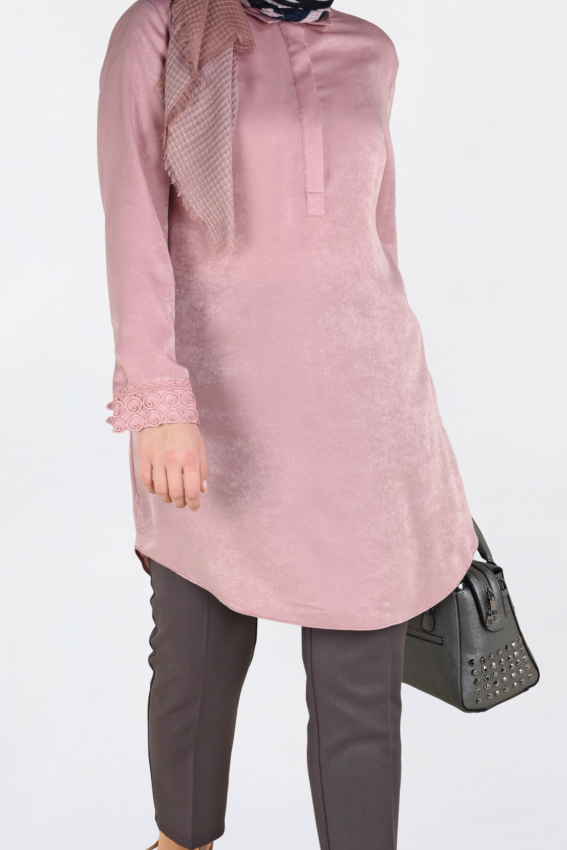 Tesettür giyim PUDRA MANŞETLERİ GÜPÜRLÜ TUNİK 2845 