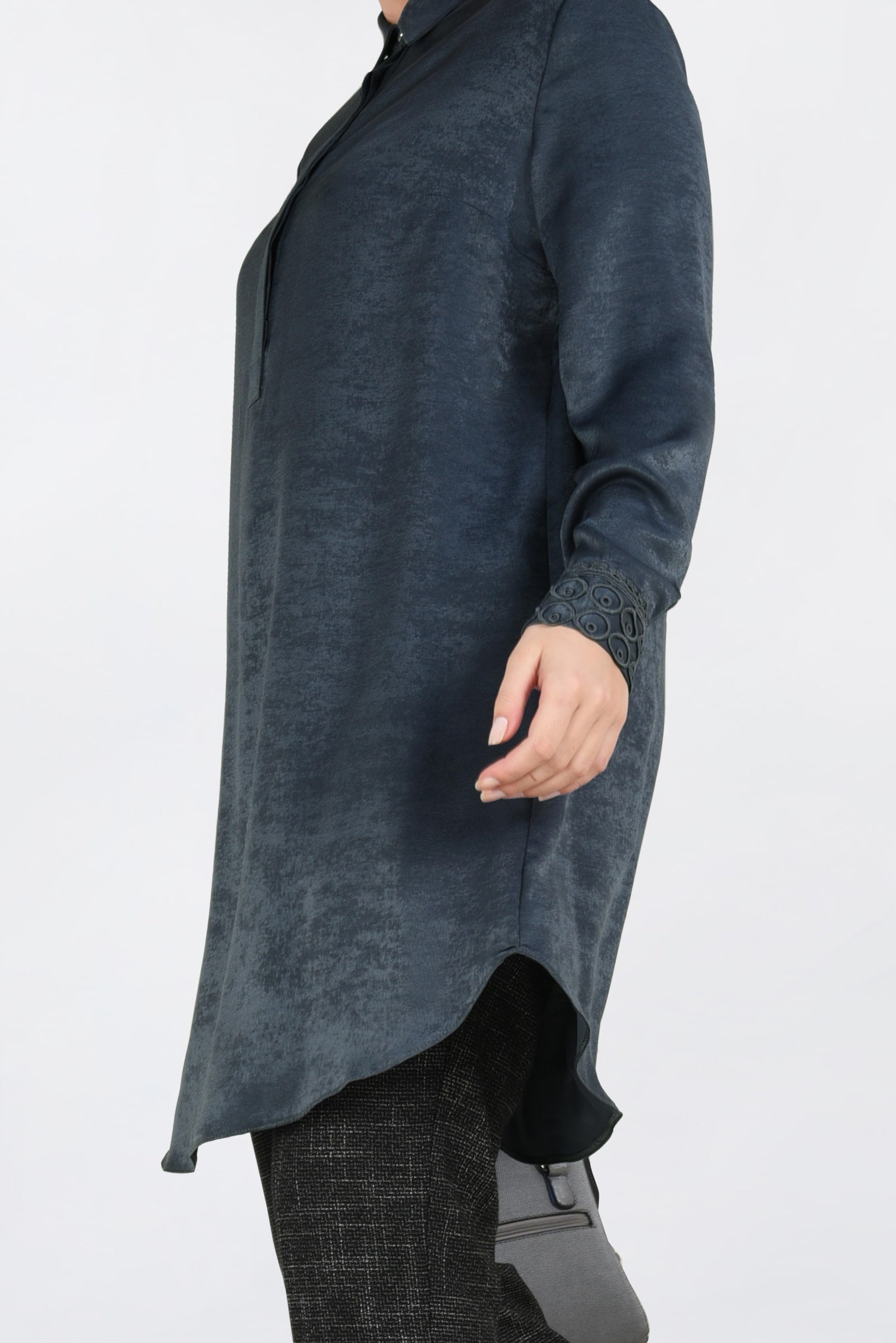 Tesettür giyim GRİ MANŞETLERİ GÜPÜRLÜ TUNİK 2845 