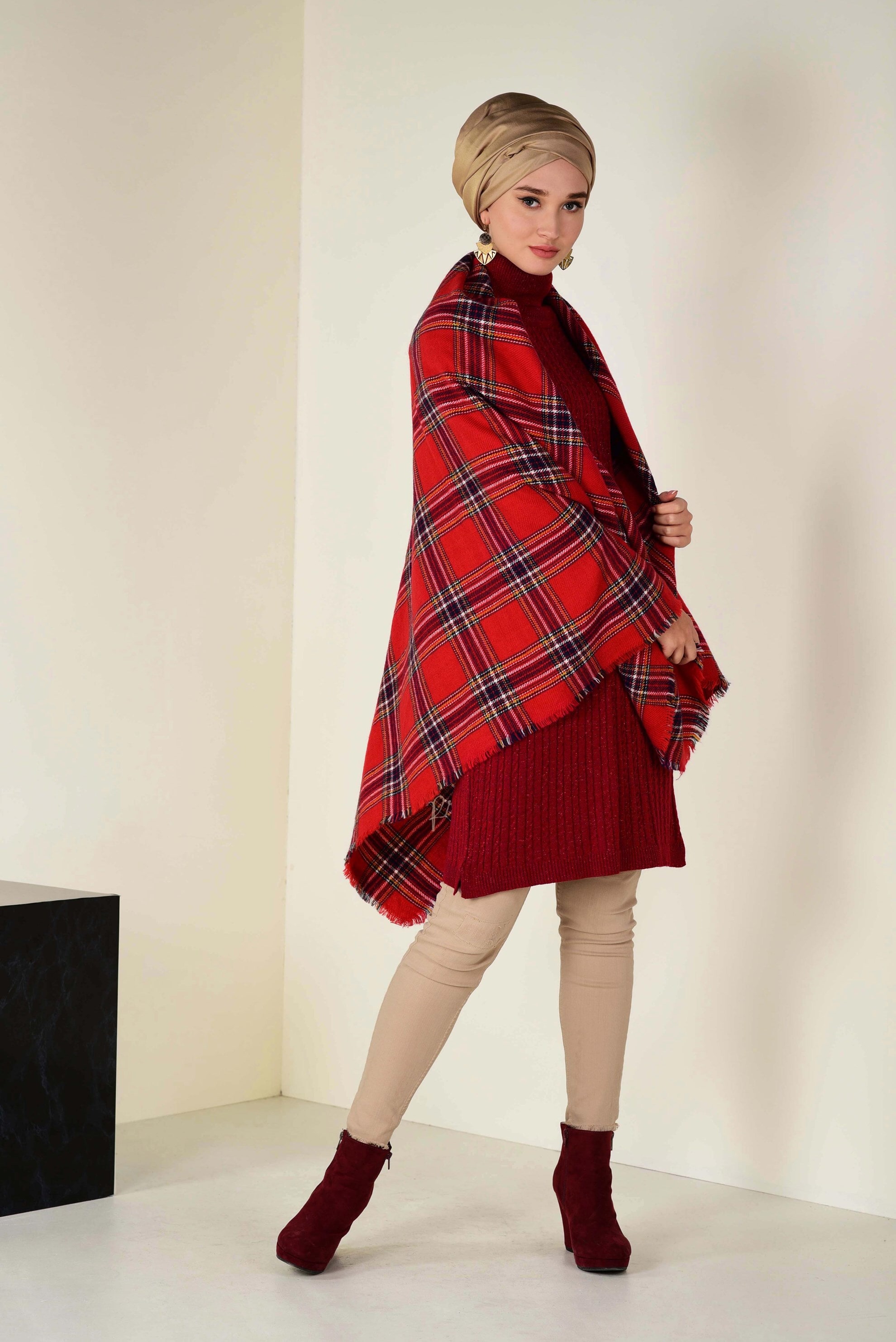 Tesettür giyim KIRMIZI SİMLİ TRİKO TUNİK 4506 