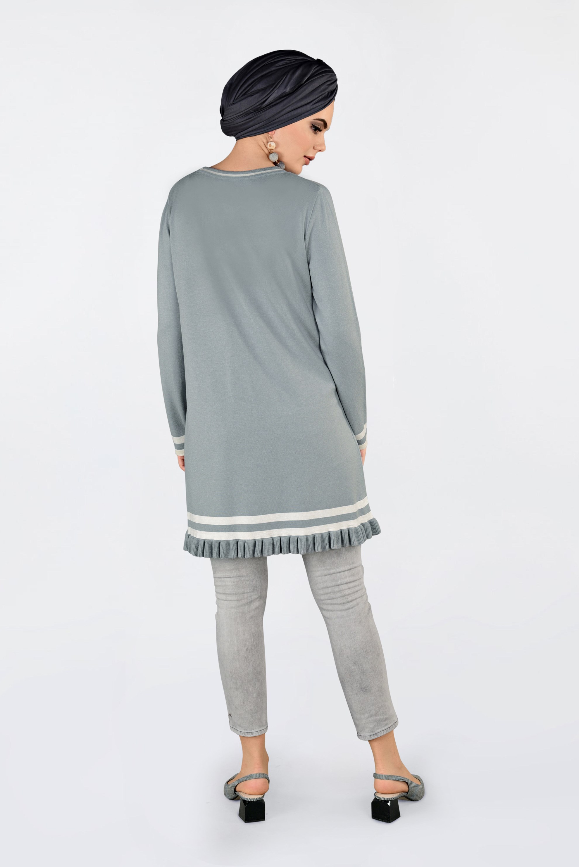 Tesettür giyim GRİ ETEK UCU FIRFIRLI TRİKO TUNİK 4510 