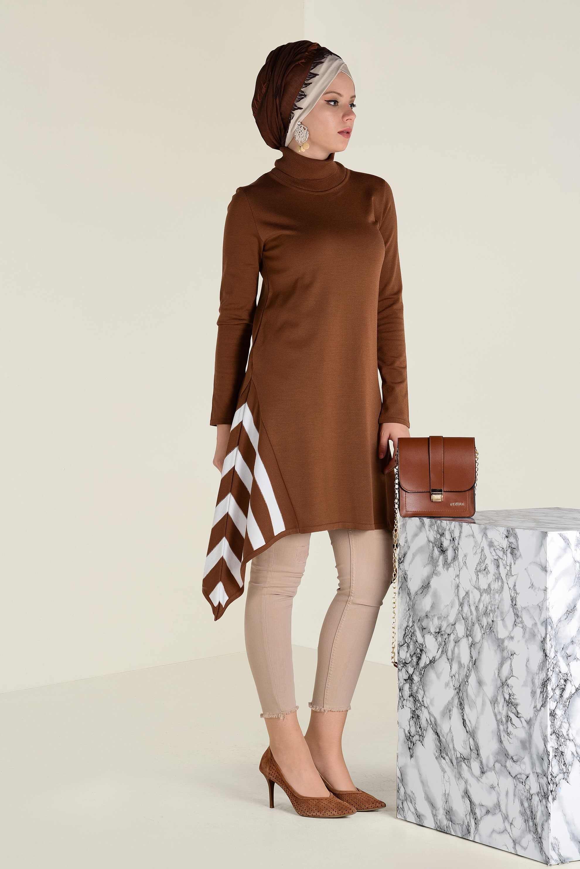 Tesettür giyim SARI ASİMETRİK KESİM TRİKO TUNİK 4517  