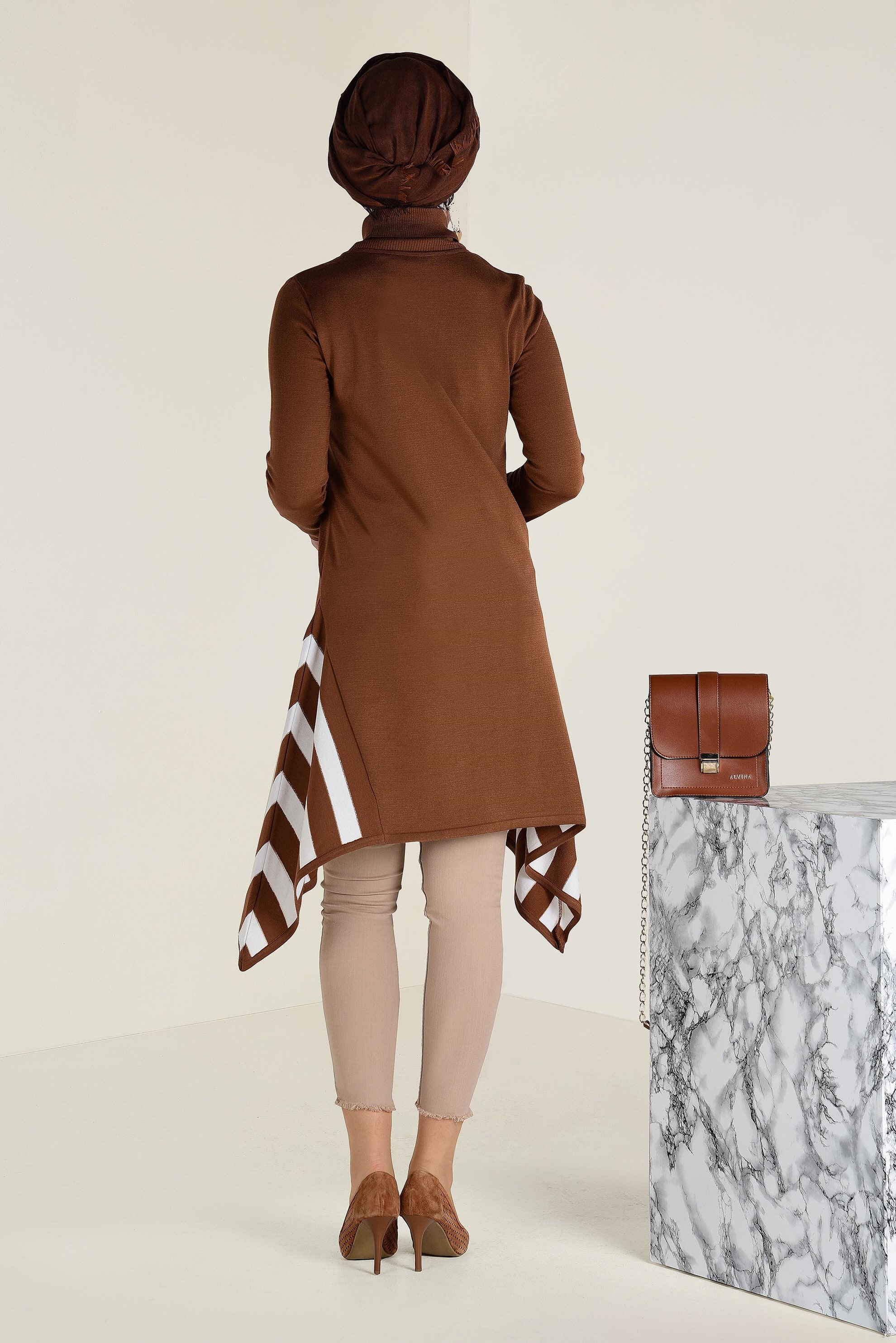 Tesettür giyim SARI ASİMETRİK KESİM TRİKO TUNİK 4517  