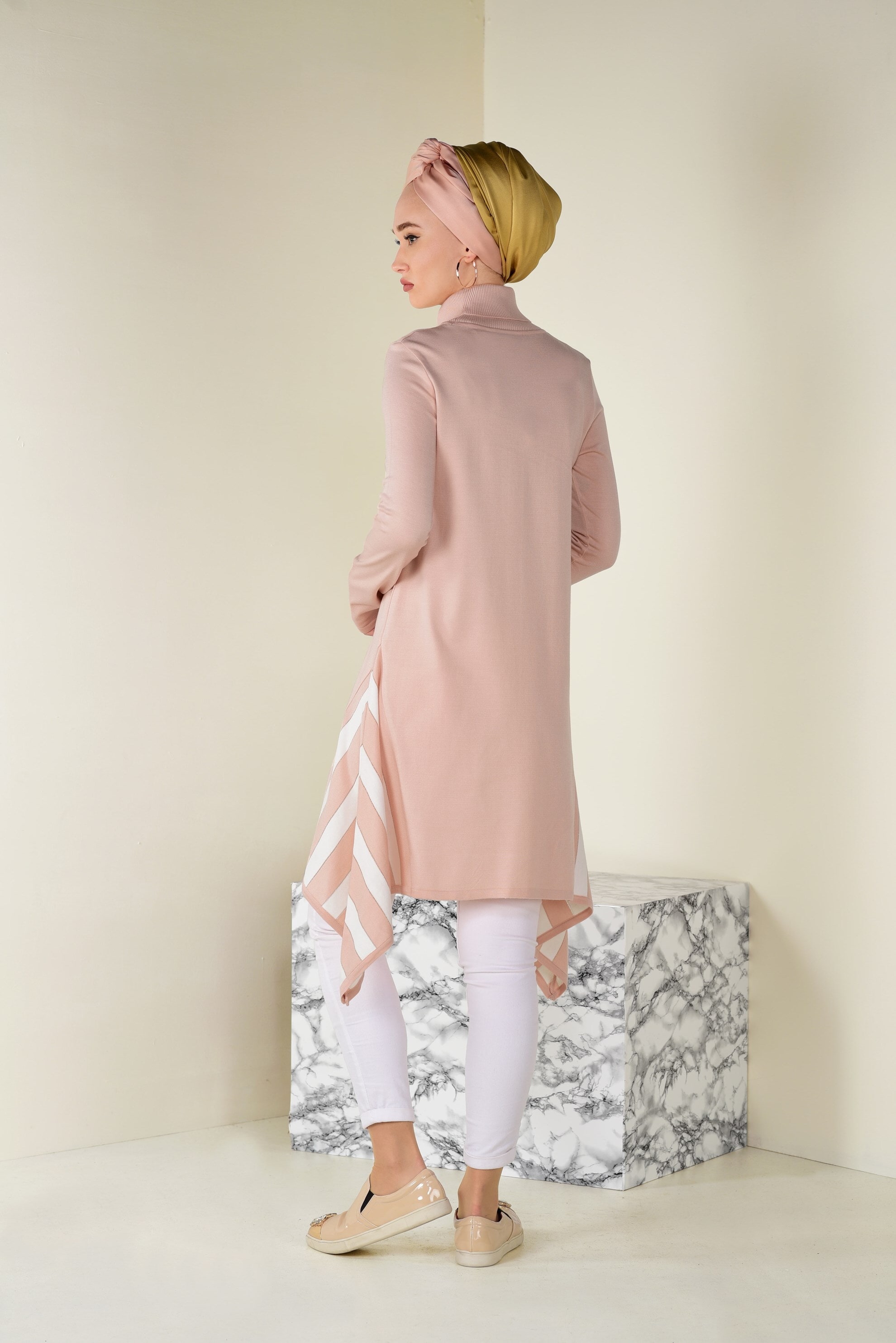 Tesettür giyim PUDRA ASİMETRİK KESİM TRİKO TUNİK 4517  
