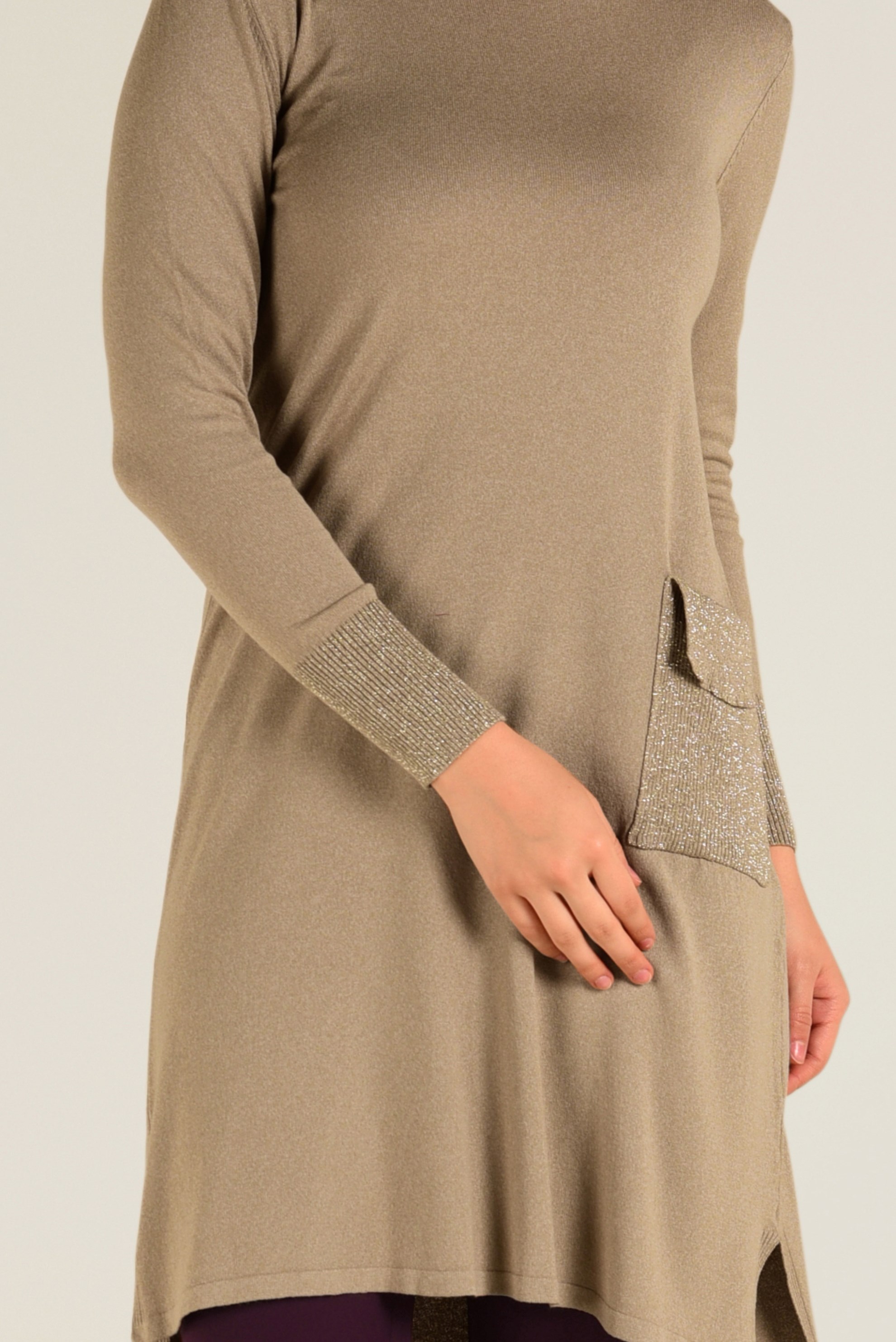 Tesettür giyim BEJ SİMLİ TRİKO TUNİK 4522