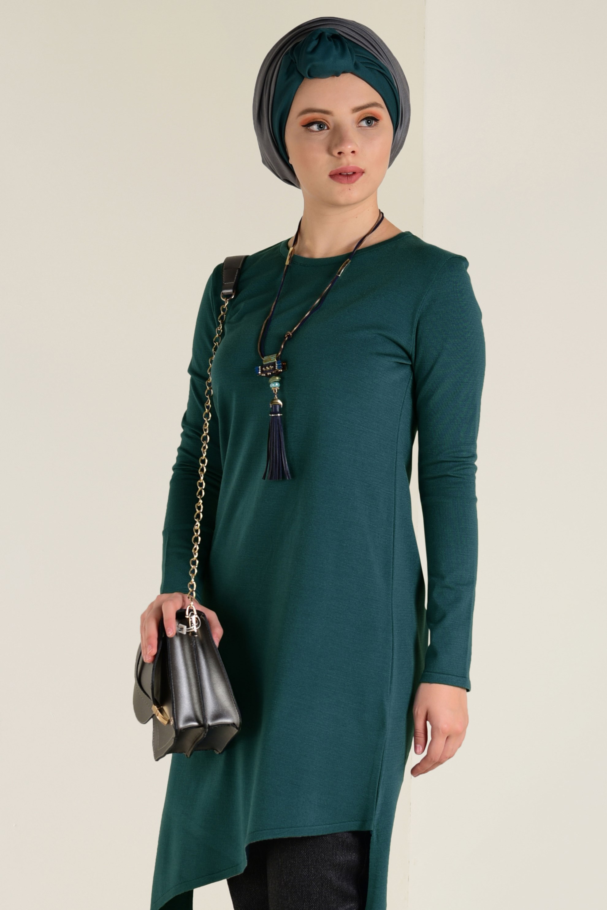 Tesettür giyim MAVİ ASİMETRİK KESİM  TRİKO TUNİK 4526 