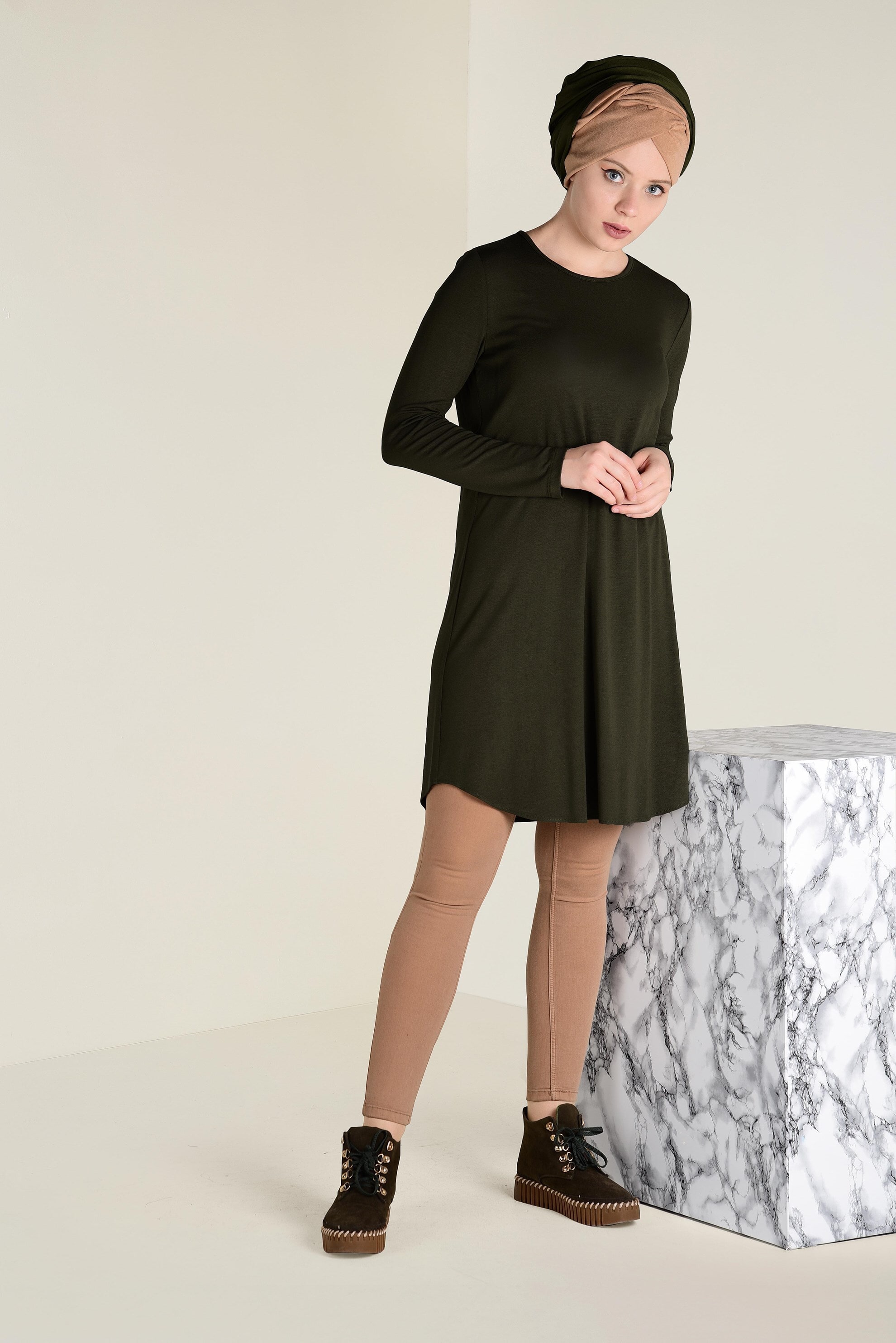 Tesettür giyim HAKİ BİSİKLET YAKA TRİKO TUNİK 4578 