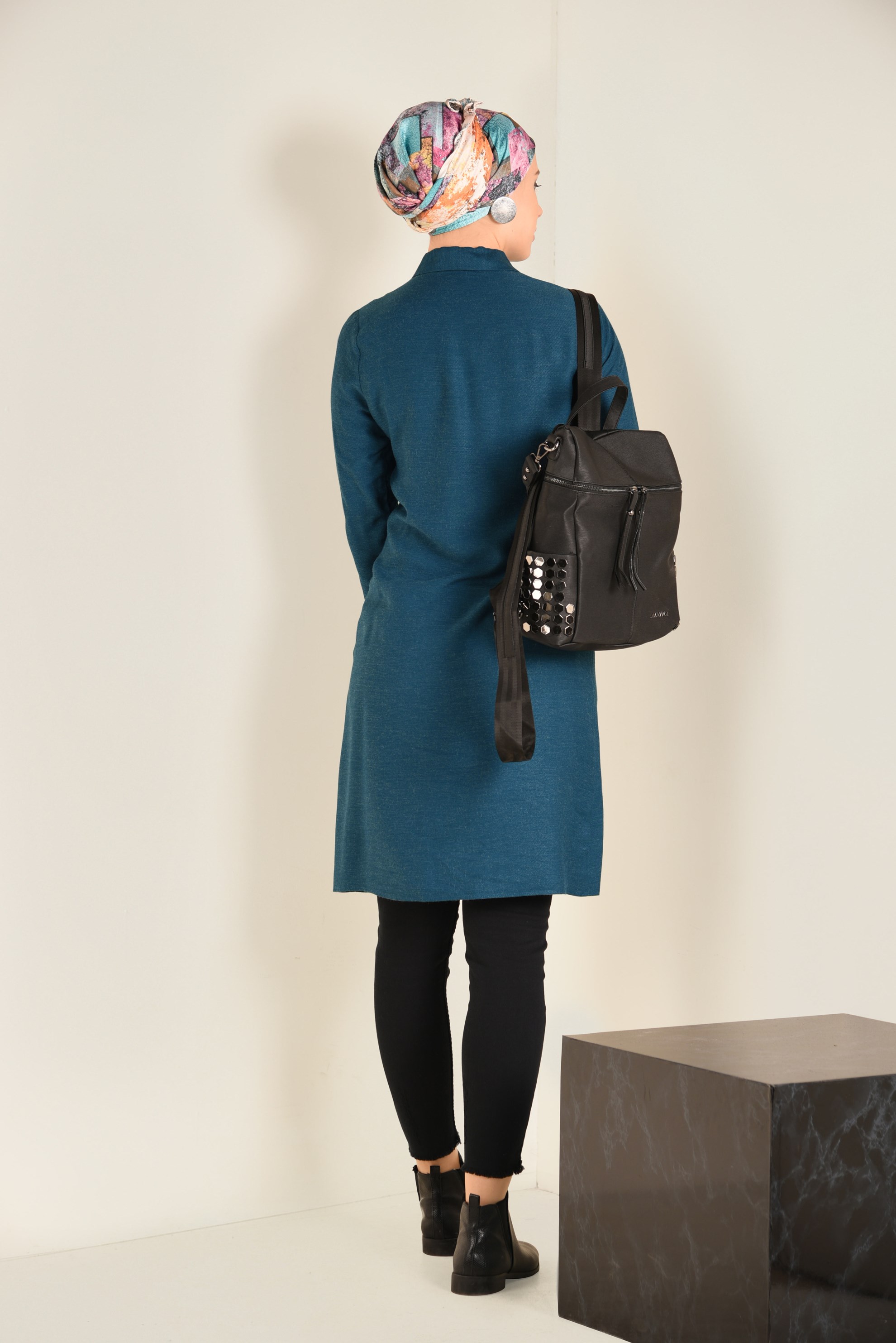 Tesettür giyim MAVİ ZIMBALI VE BONCUK DETAYLI TUNİK 4594 