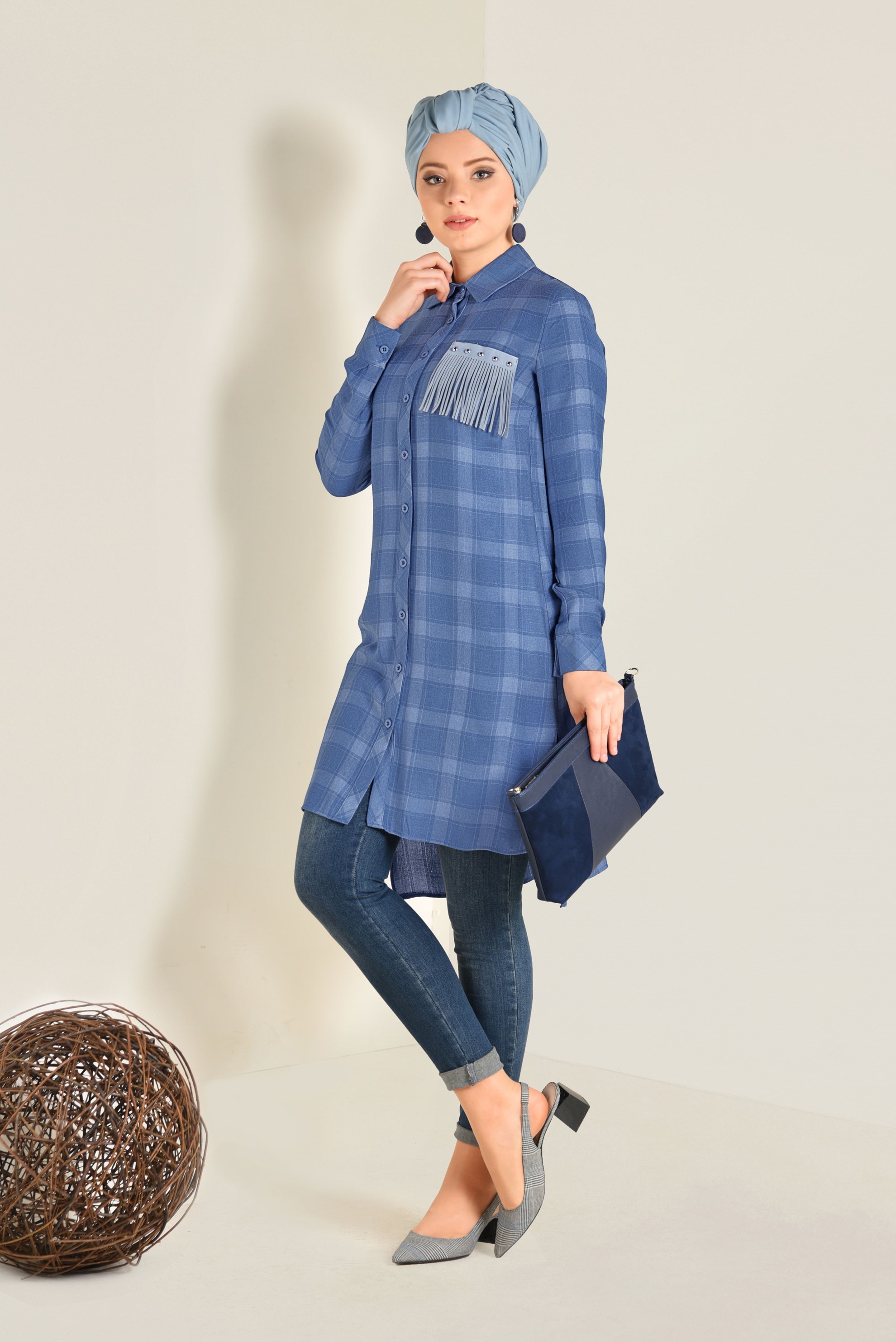 Tesettür giyim LACİVERT CEBİ PÜSKÜLLÜ EKOSE DESENLİ TUNİK 4595