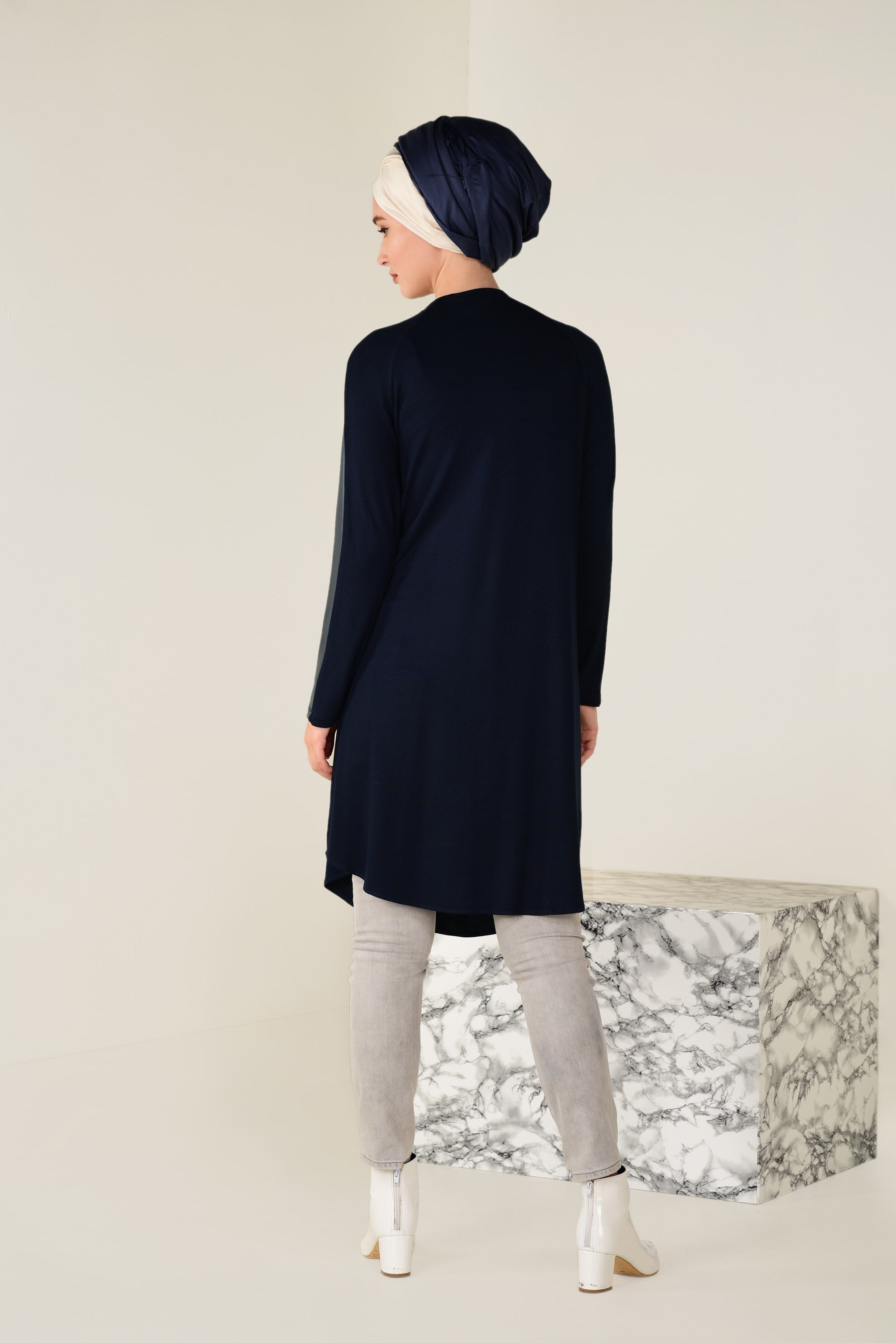 Tesettür giyim LACİVERT KOLLARI ŞERİTLİ BİSİKLET YAKA TUNİK 4615