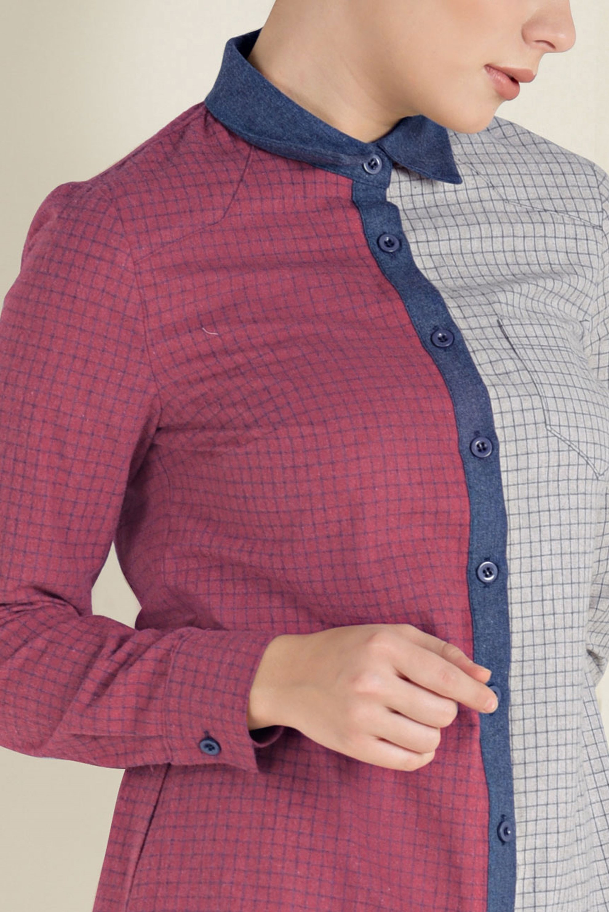 Tesettür giyim KIRMIZI DÜĞMELİ KARE DESEN DETAYLI TUNİK 4623 