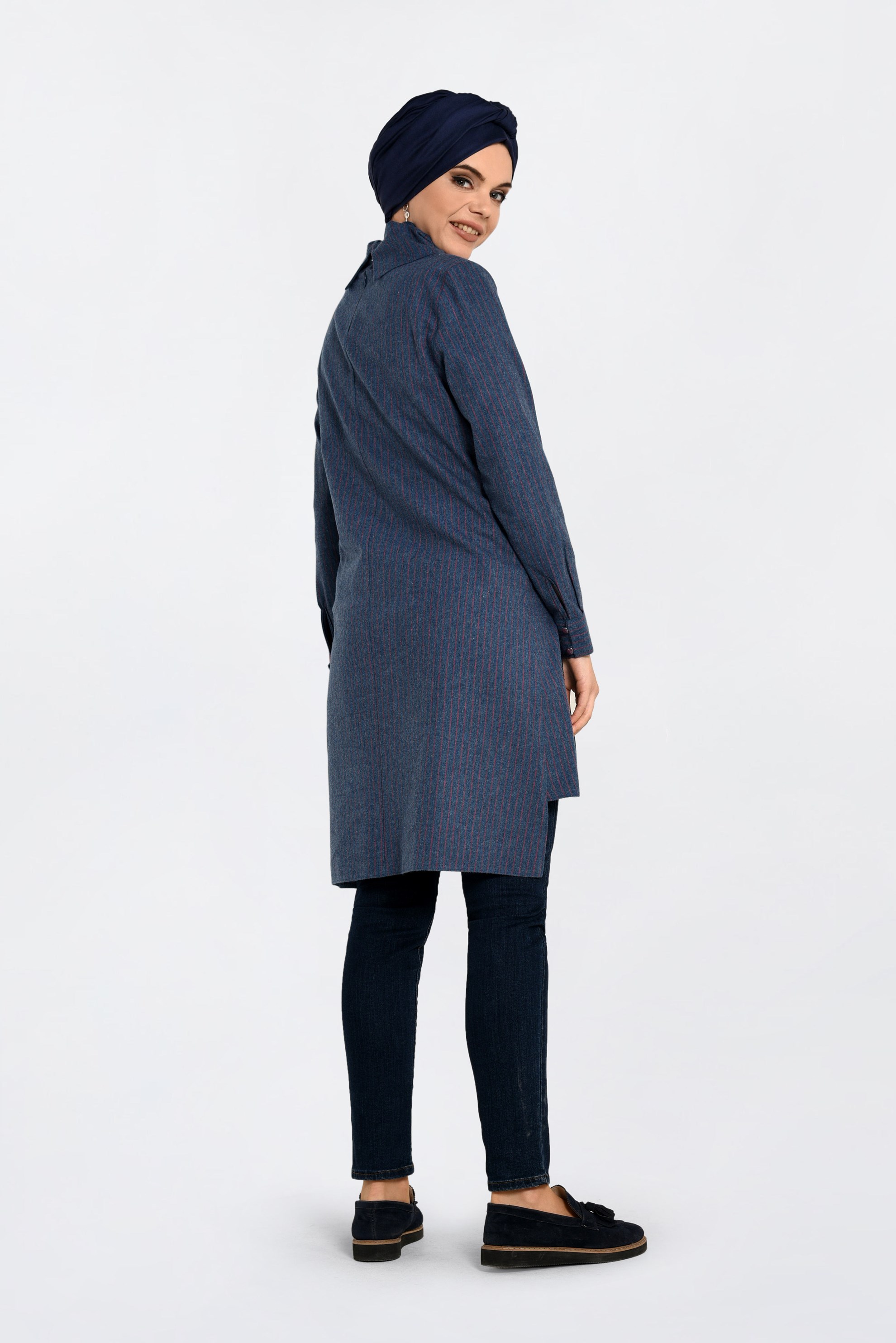 Tesettür giyim LACİVERT YANI YIRTMAÇLI DÖKÜMLÜ YAKA TUNİK 4624 