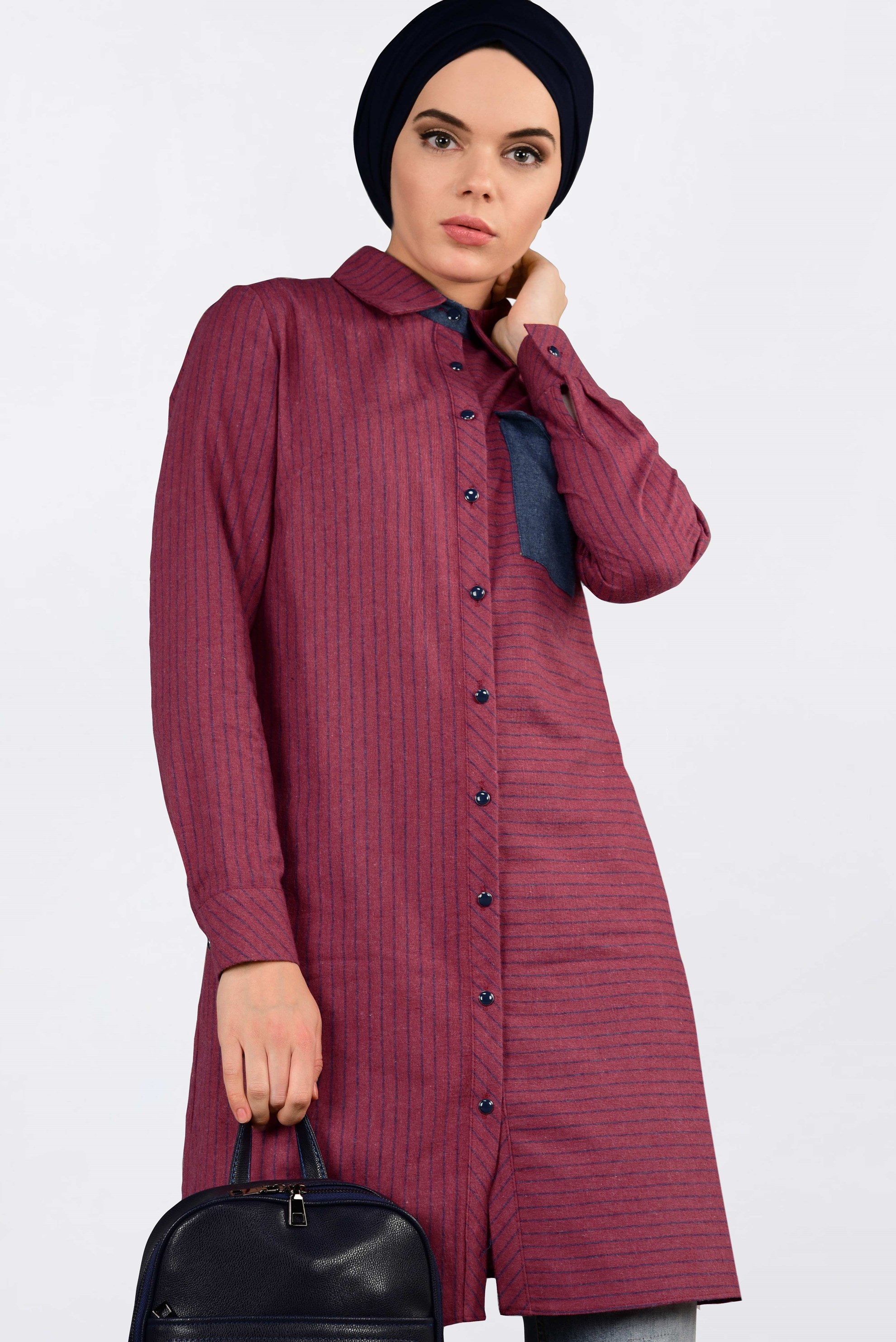 Tesettür giyim KIRMIZI ÖNÜ DÜĞMELİ ÇİZGİLİ TUNİK 4626 