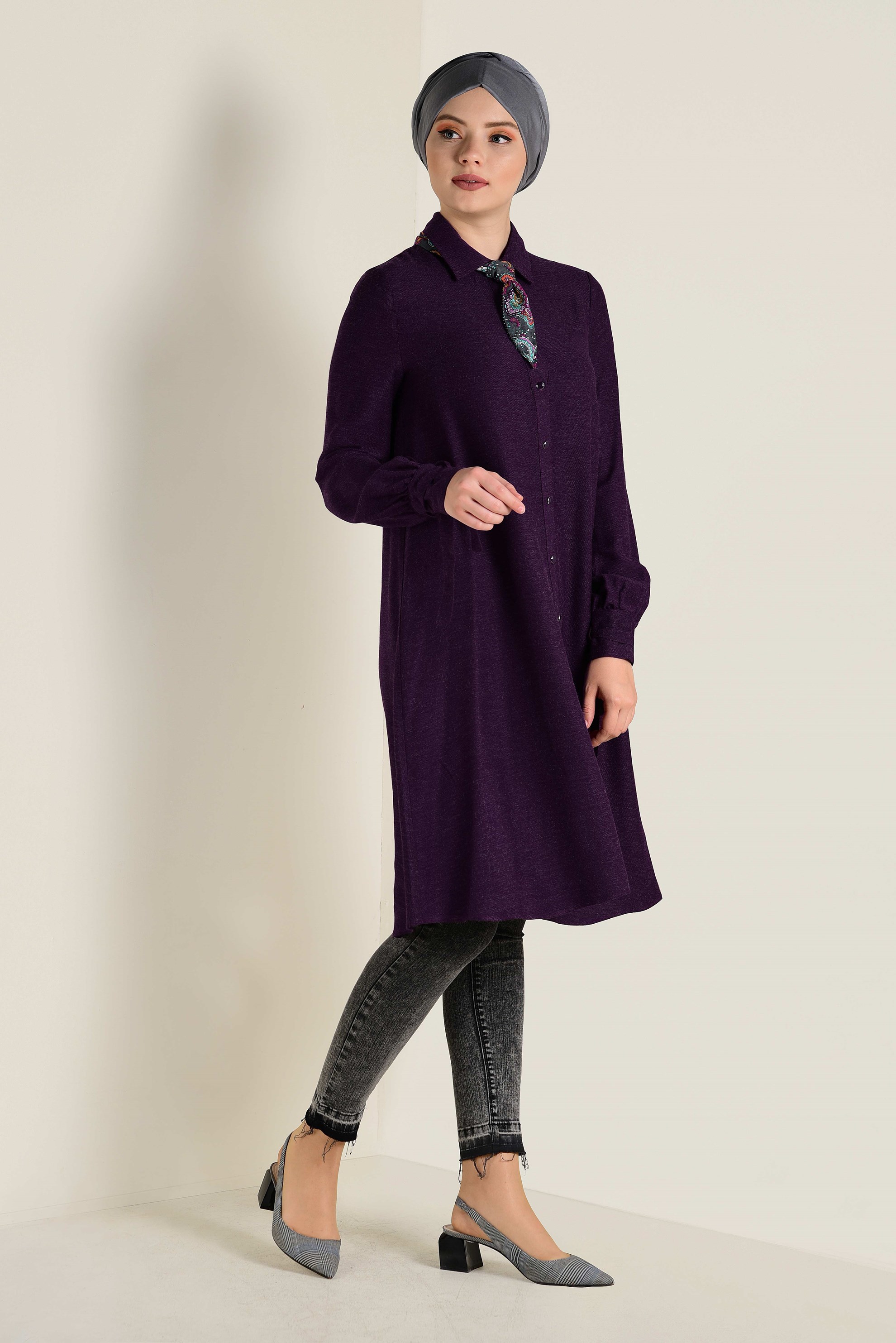 Tesettür giyim MOR MANŞETLERİ BAĞCIK DETAYLI DÜĞMELİ TUNİK 4629